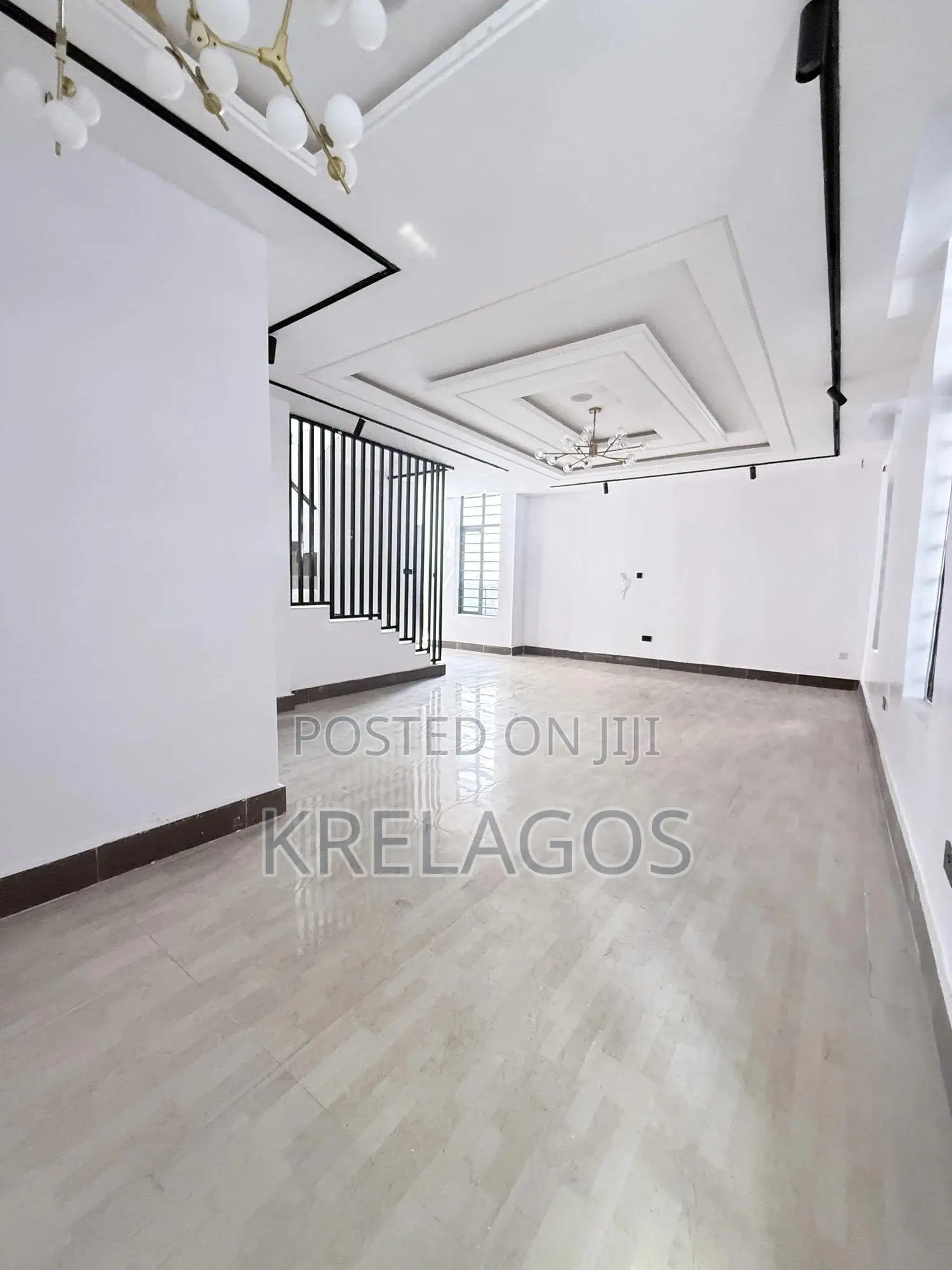 5bdrm Duplex in Lekki for sale