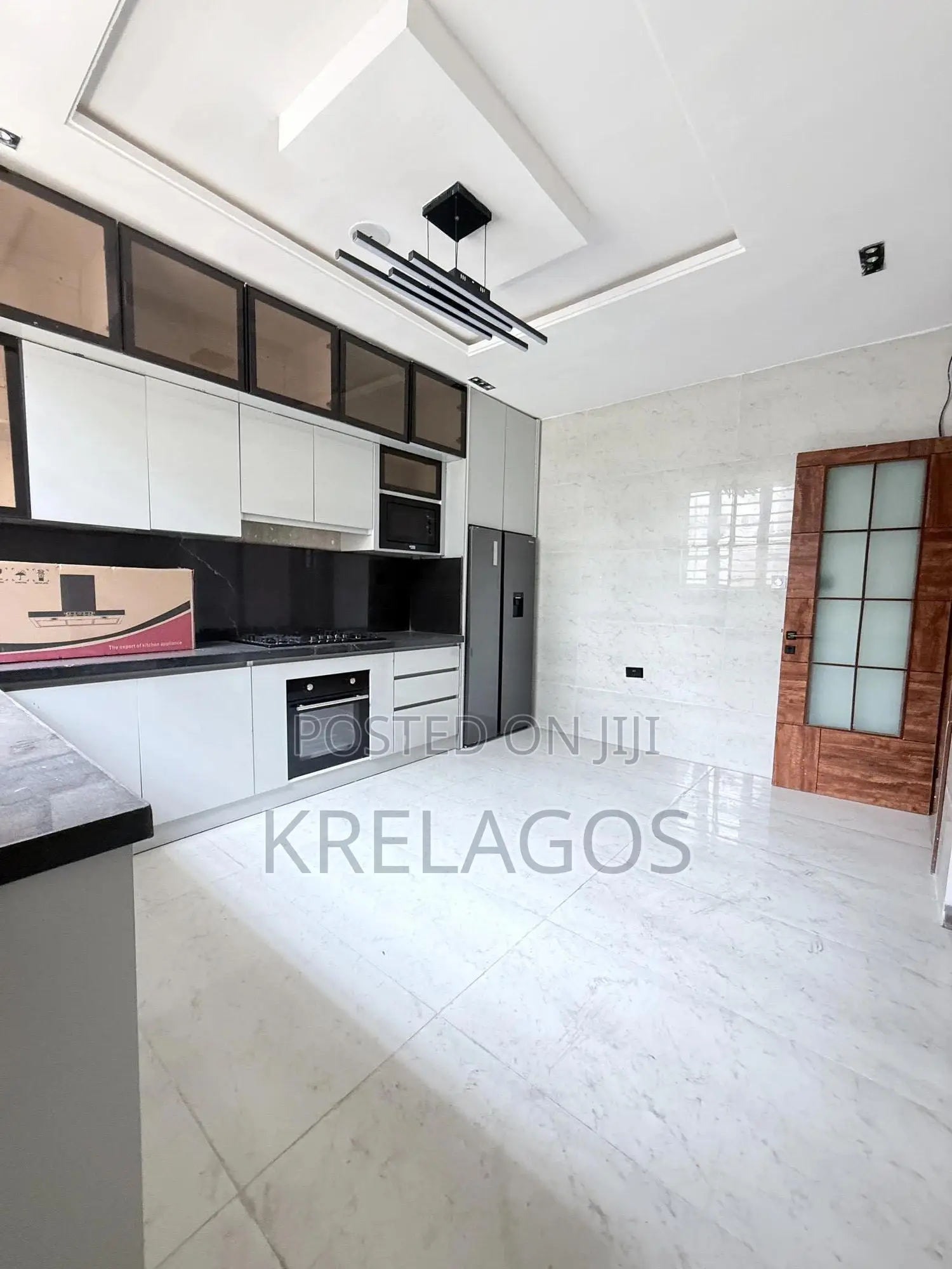 5bdrm Duplex in Lekki for sale