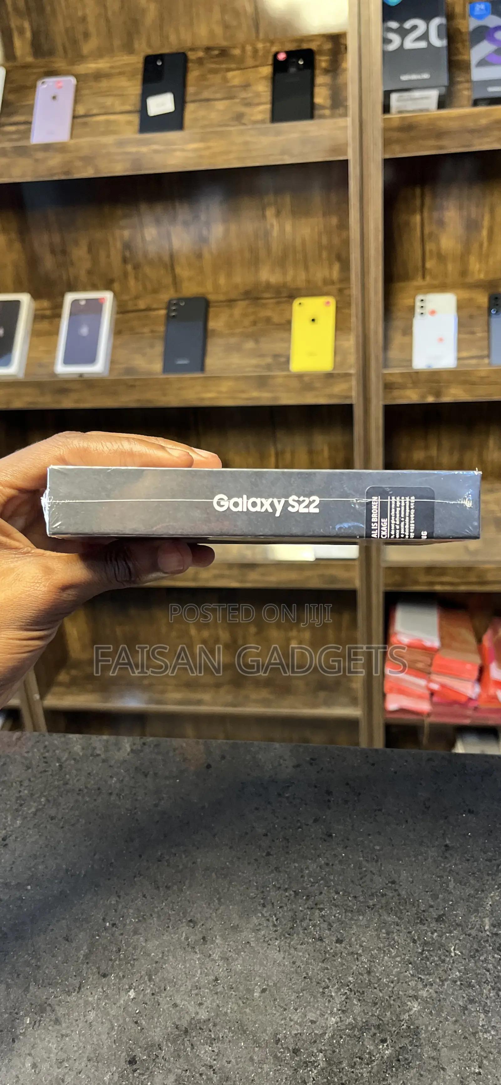 New Samsung Galaxy S22 5G 256 GB White