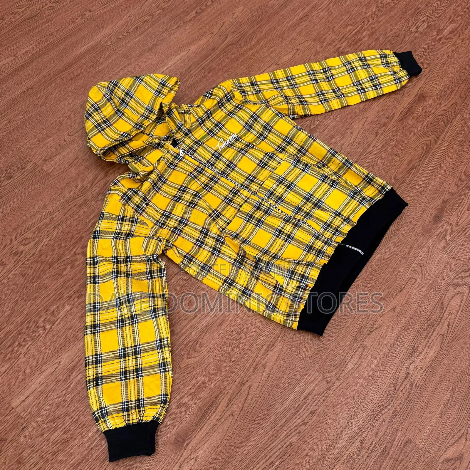 Tomanni Exclusive Checkers and Custom Hoodies
