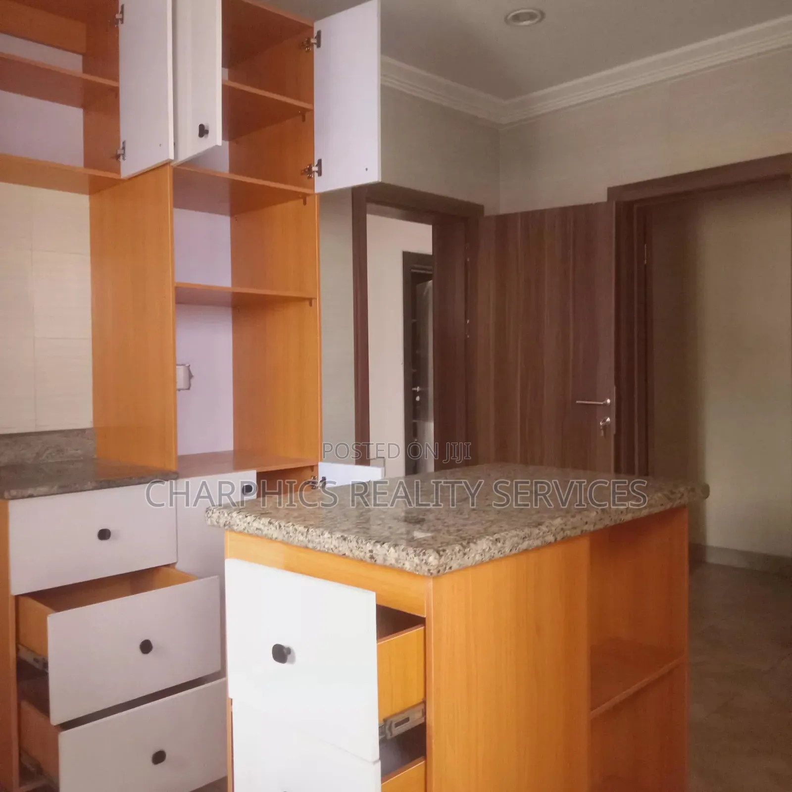 3bdrm Apartment in Agungi for rent