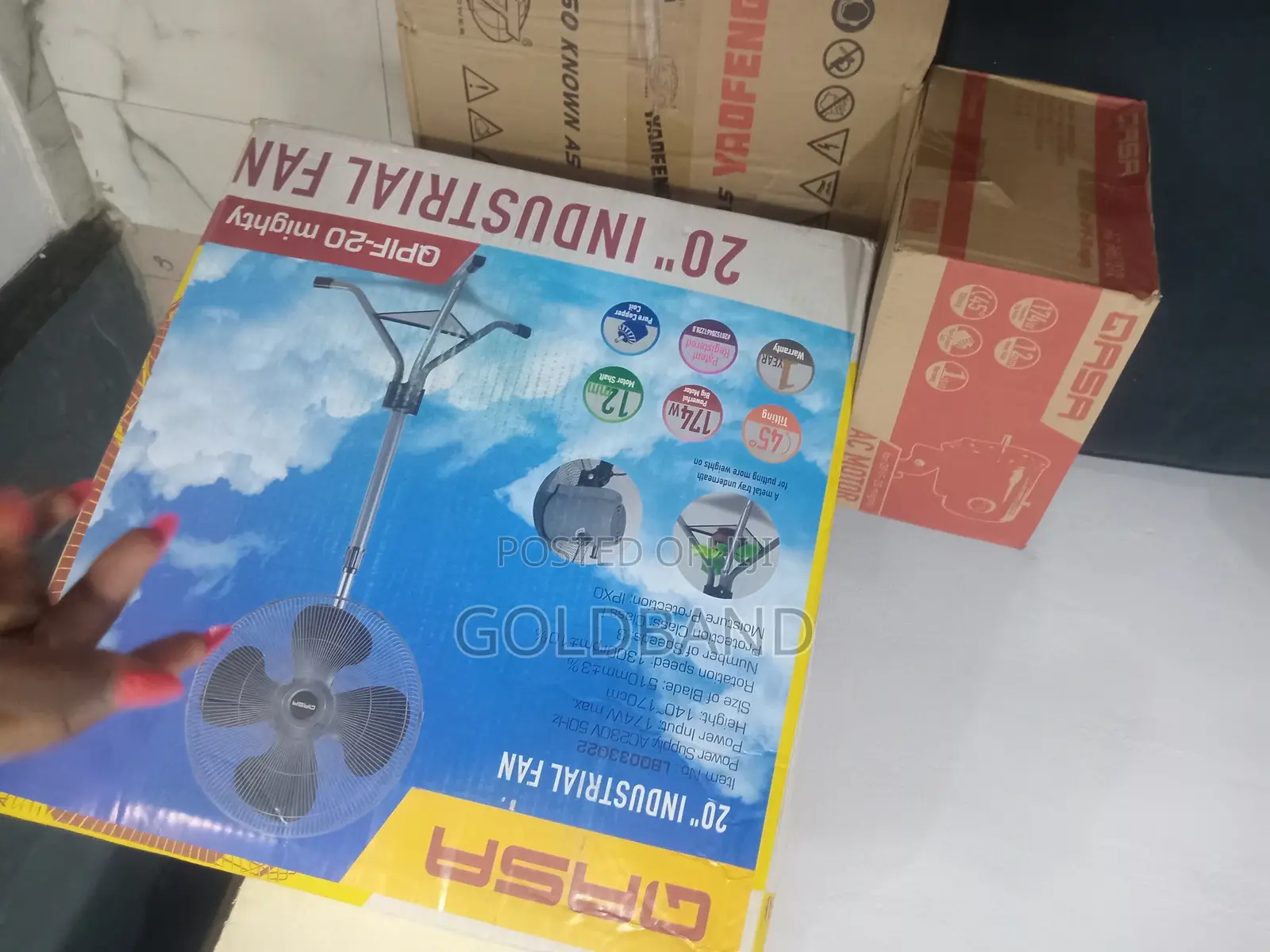 Qasa 20” Industrial Fan Stable Base Design