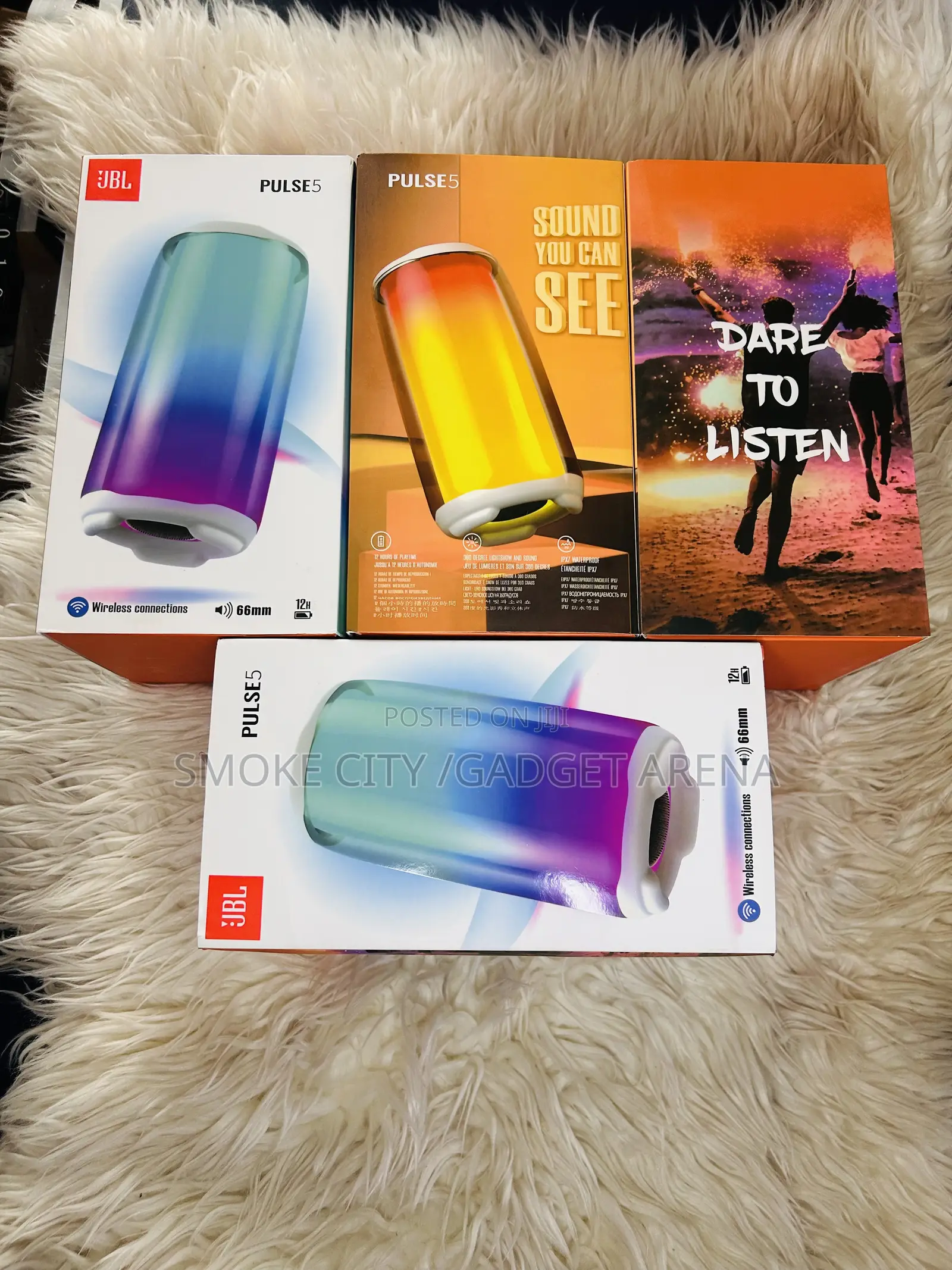 JBL Pulse 5 Available in Black and White Color