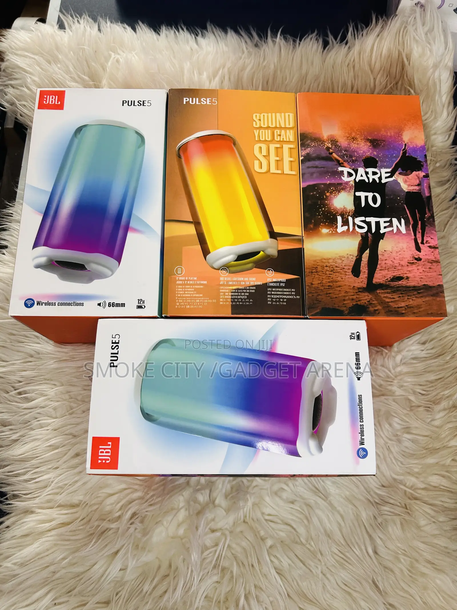 JBL Pulse 5 Available in Black and White Color