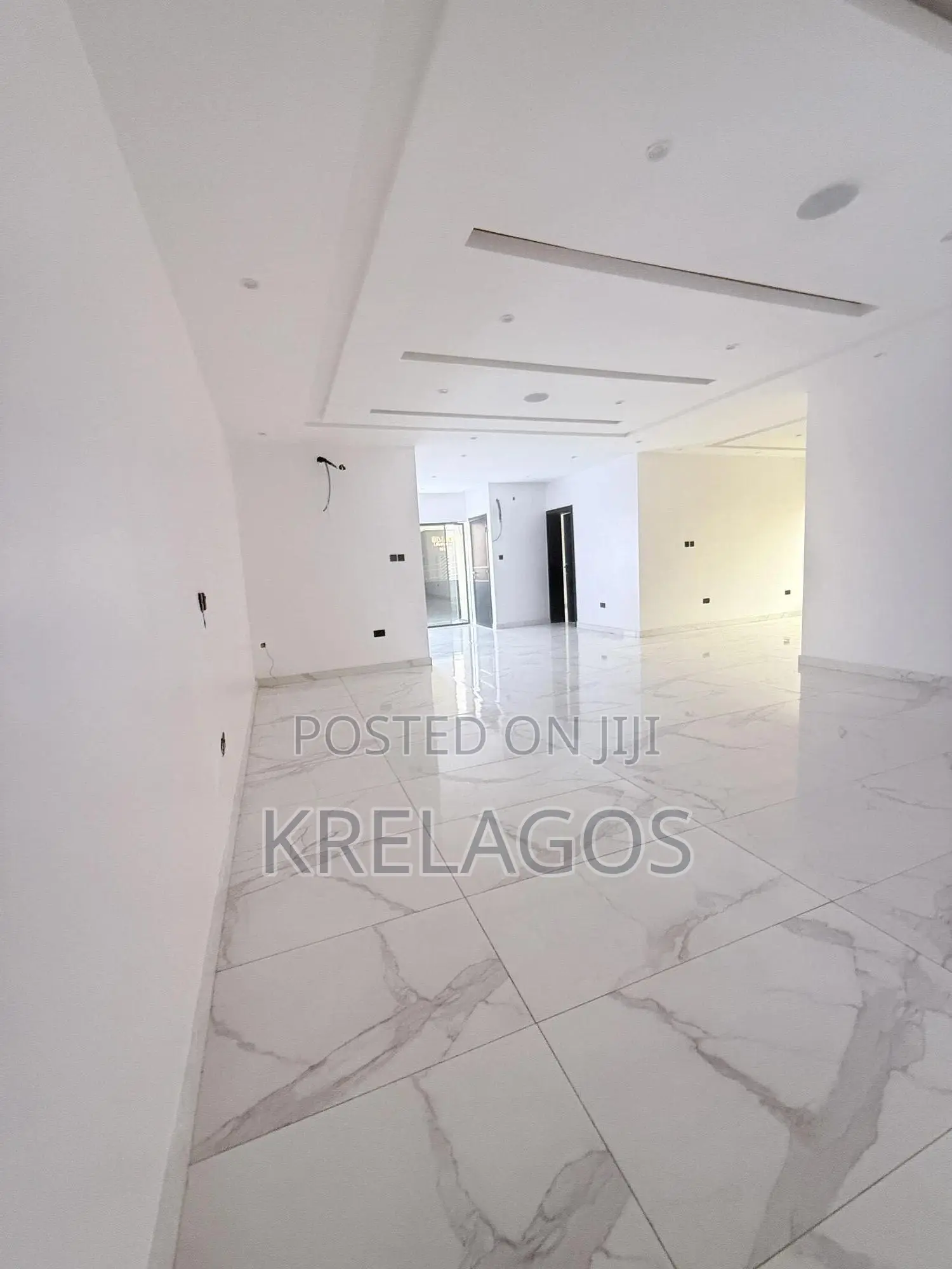 3bdrm Duplex in Lekki for sale