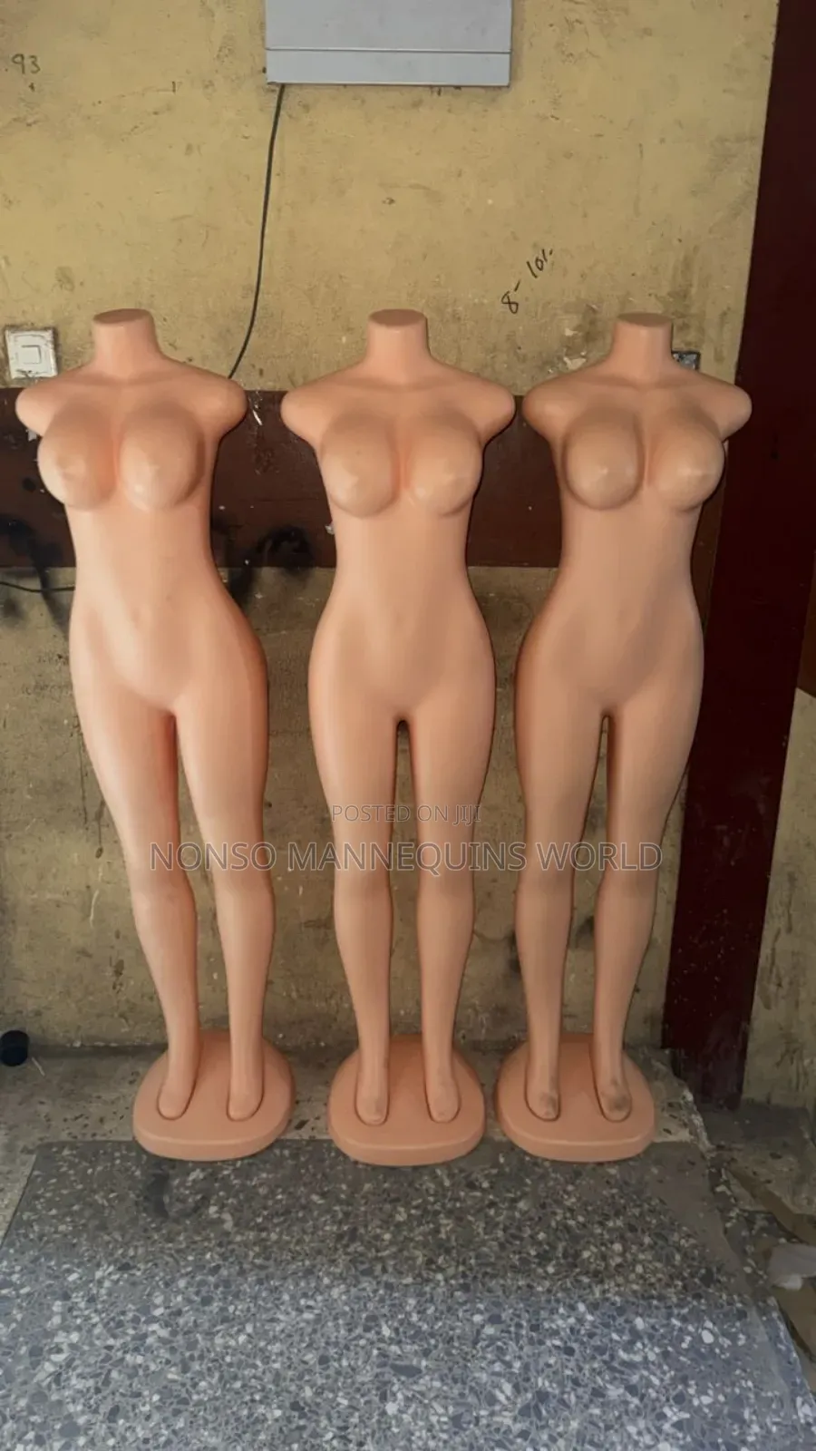 Armless Size 10 Plastic Mannequin Female