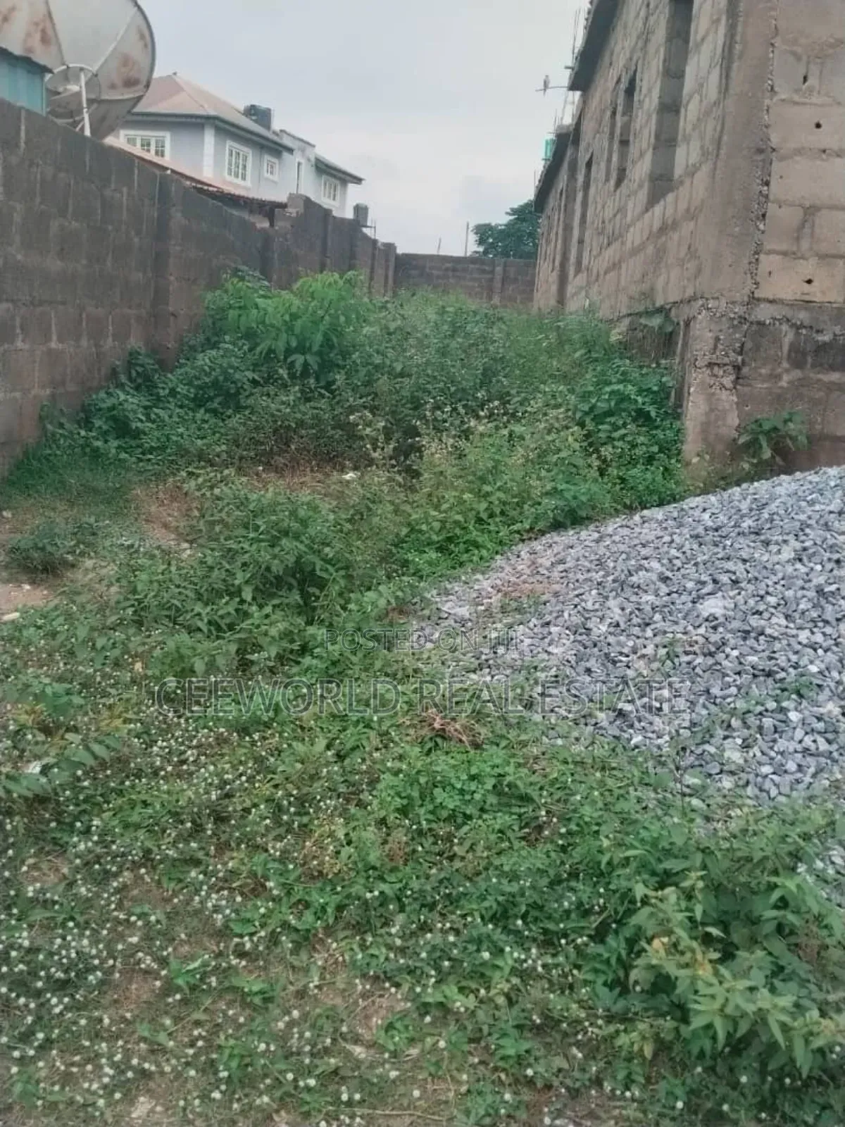 2bdrm Block of Flats in Alegongo Akobo for sale