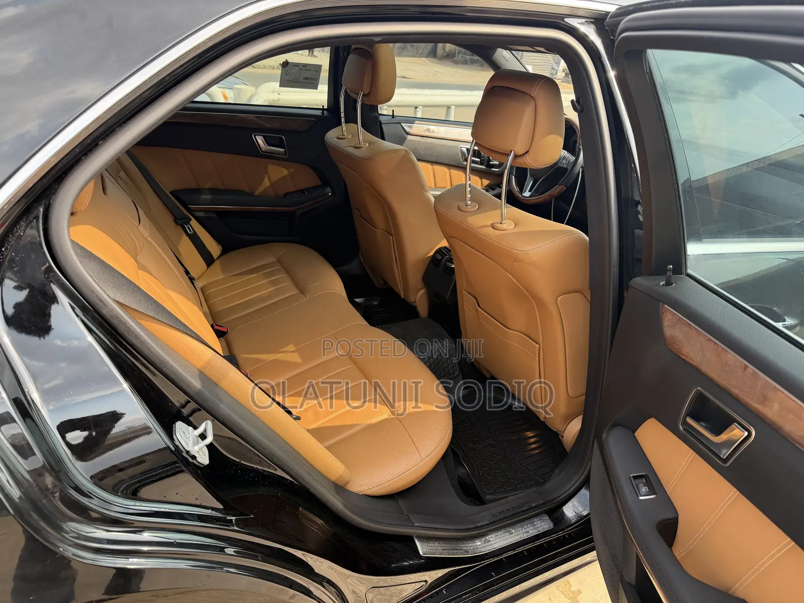Mercedes-Benz E350 Base 4Matic Sedan AWD (3.5L 6cyl 7A) 2013 Black