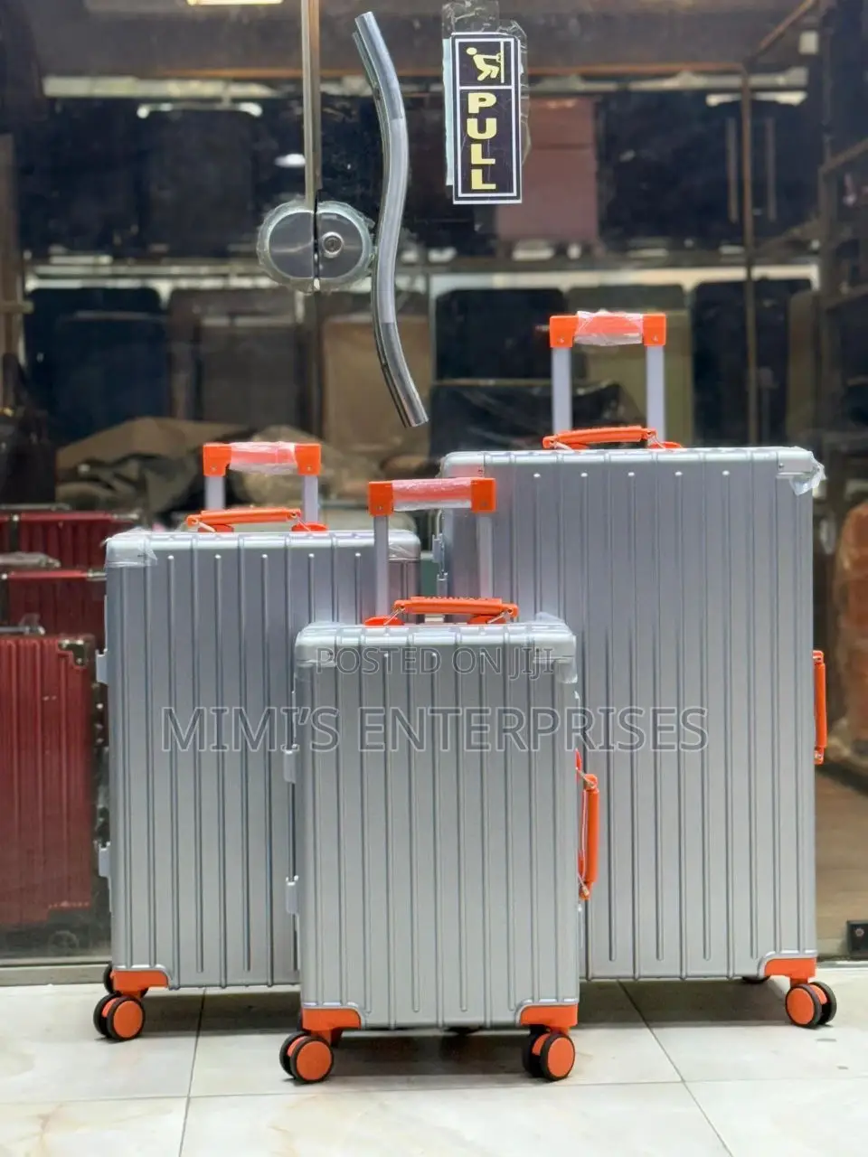 Comfy Set of 3 Aluminum Luggage