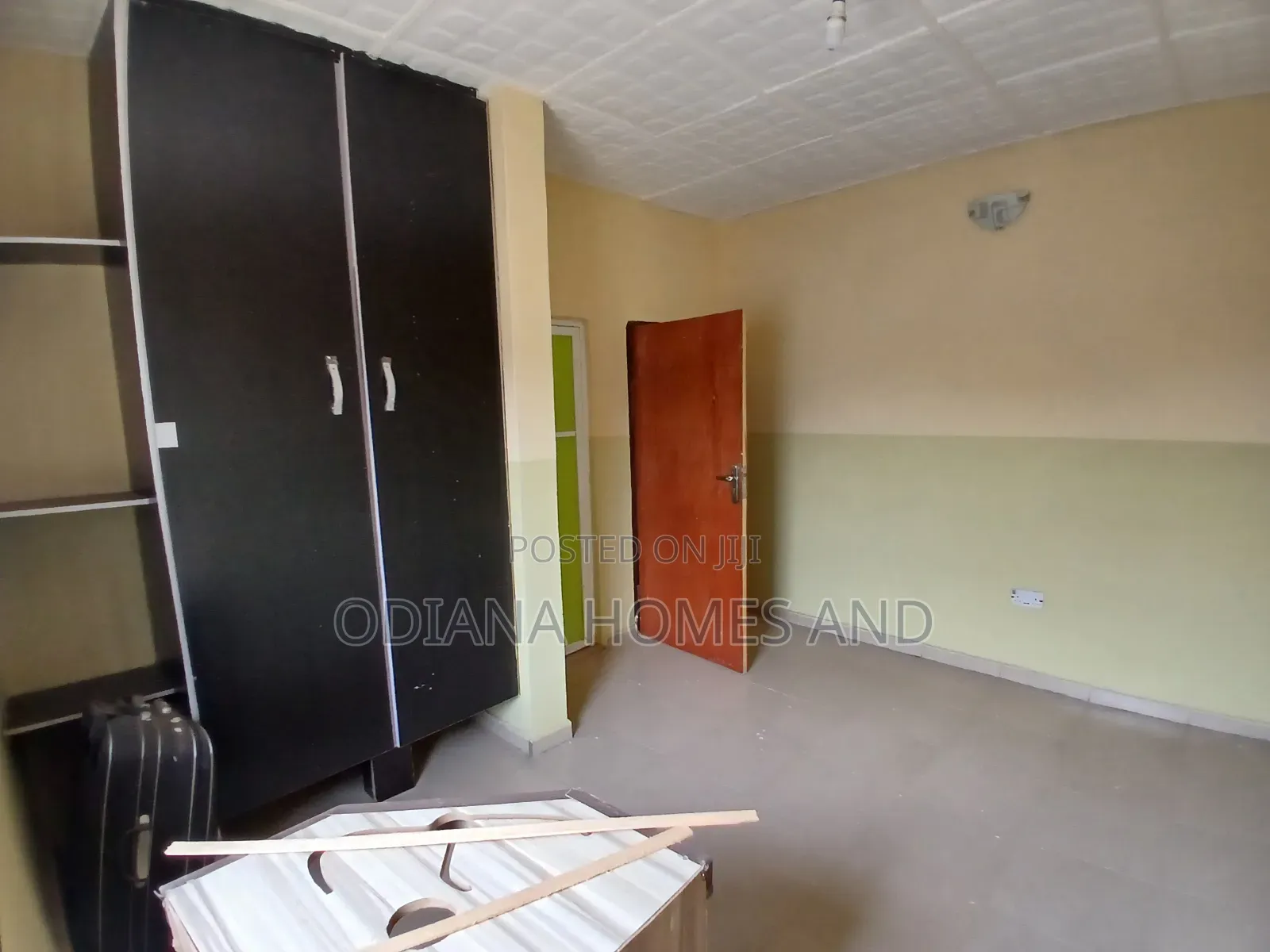 4bdrm Bungalow in Idi Osan, Olodo, Ibadan for sale