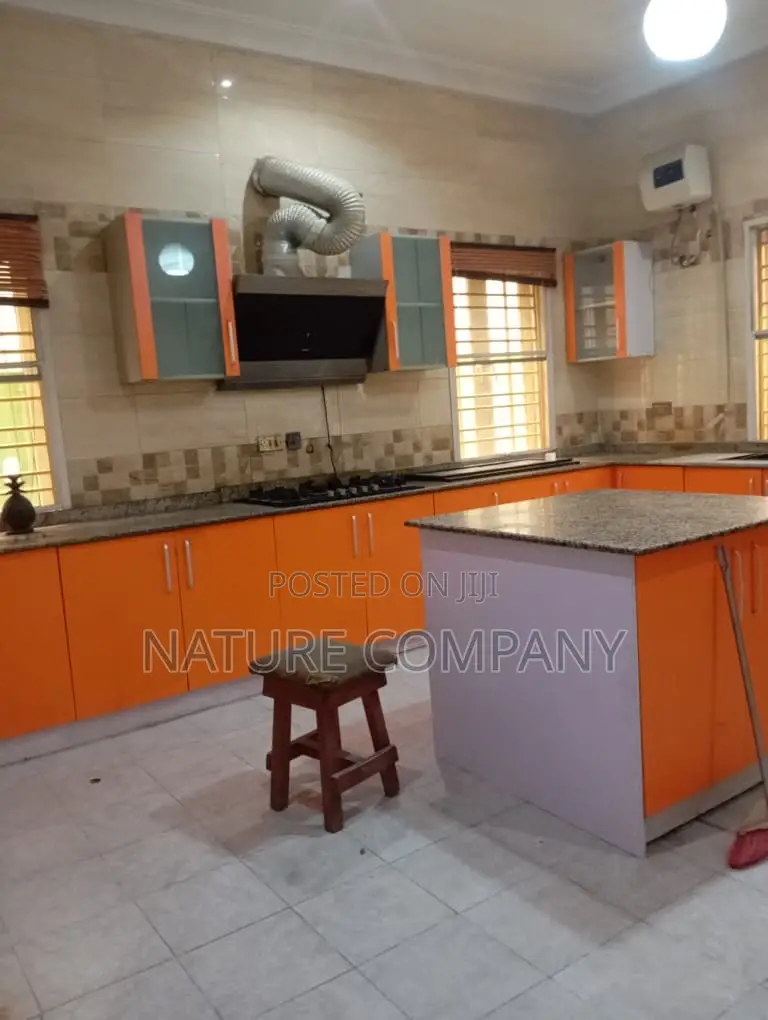 4bdrm Block of Flats in Magodo Isheri for rent