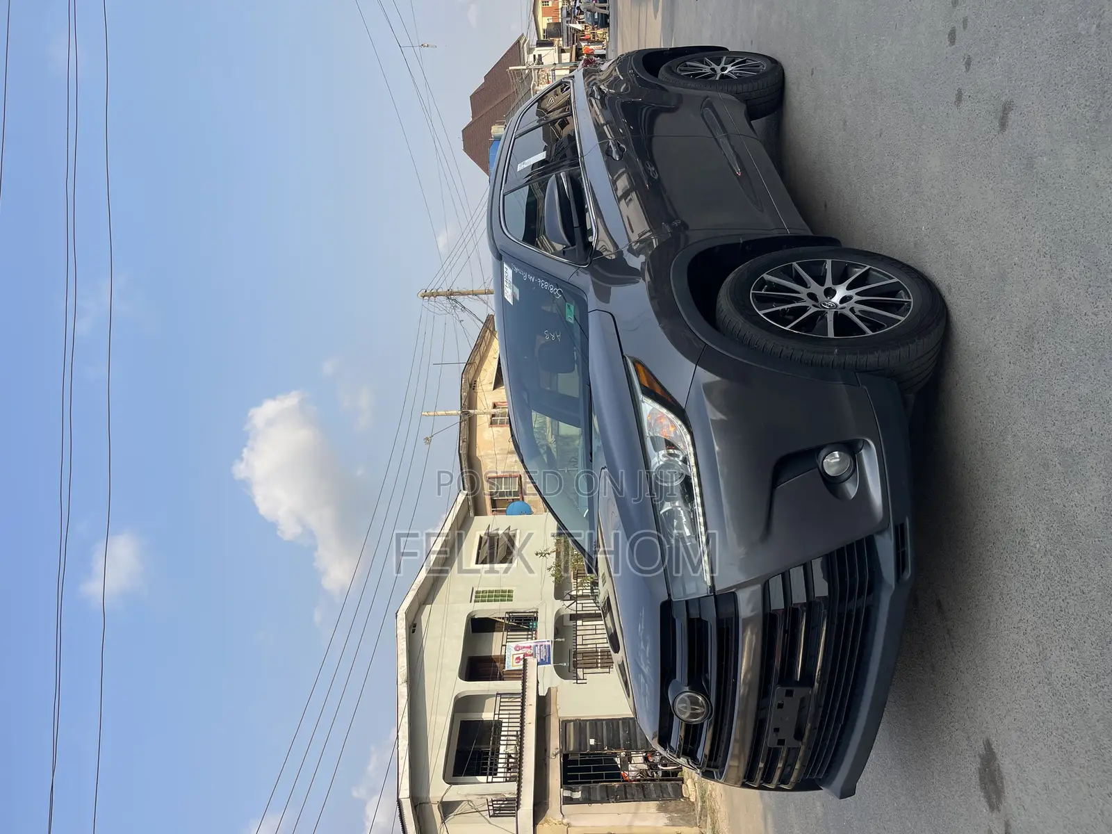 Toyota Highlander SE 4x4 V6 (3.5L 6cyl 8A) 2017 Gray