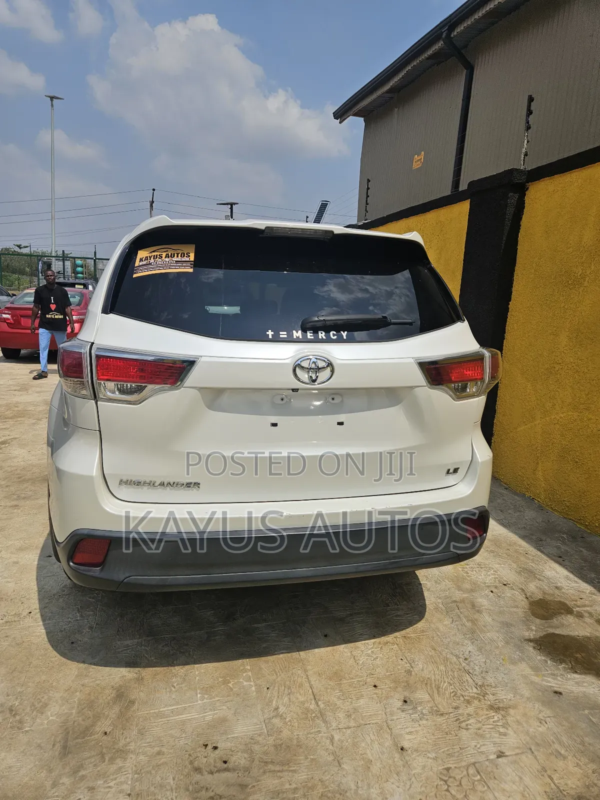 Toyota Highlander LE 4dr SUV (2.7L 4cyl 6A) 2015 White