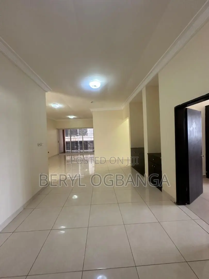 3bdrm Apartment in Chevron for rent