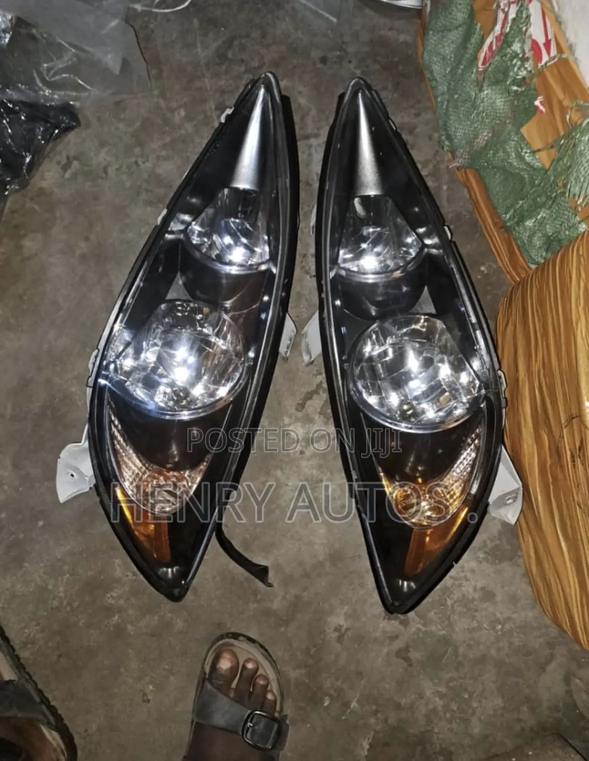 Set Headlights Camry 04 Sport