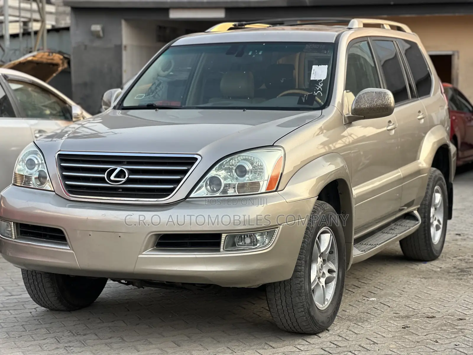 Lexus GX 470 2004 Gold