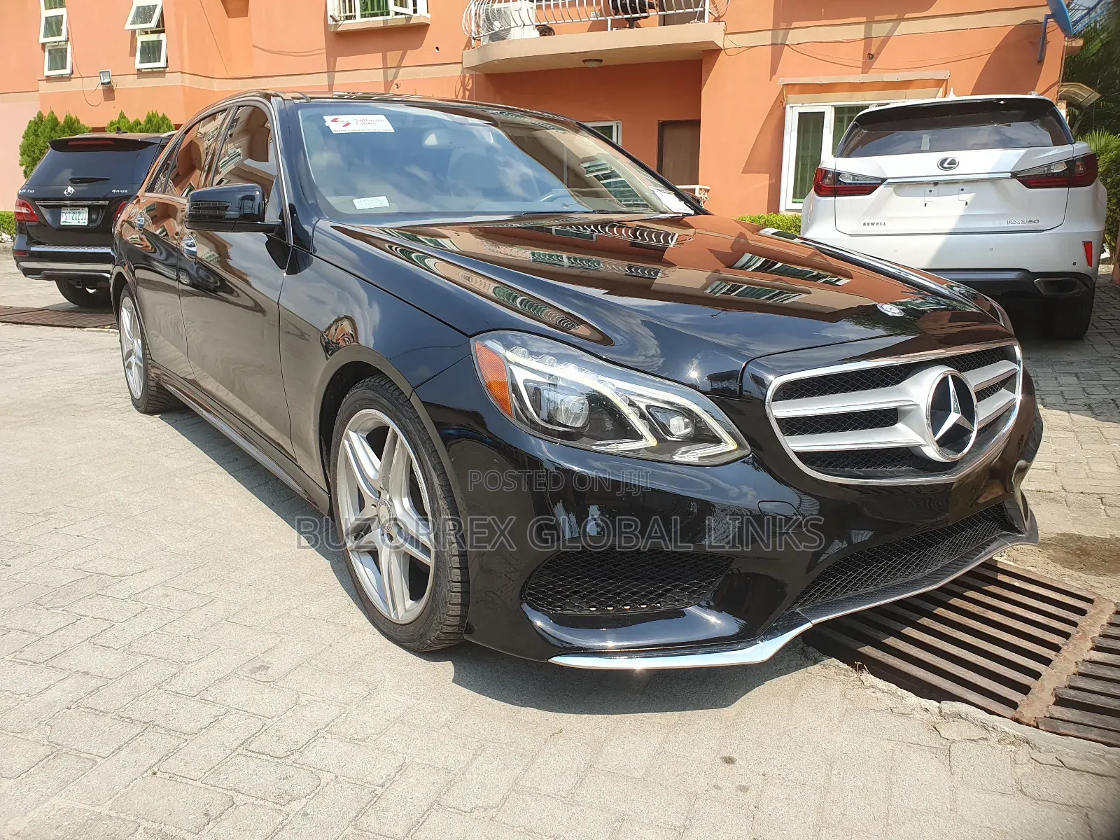 Mercedes-Benz E350 Base 4Matic Sedan AWD (3.5L 6cyl 7A) 2014 Black