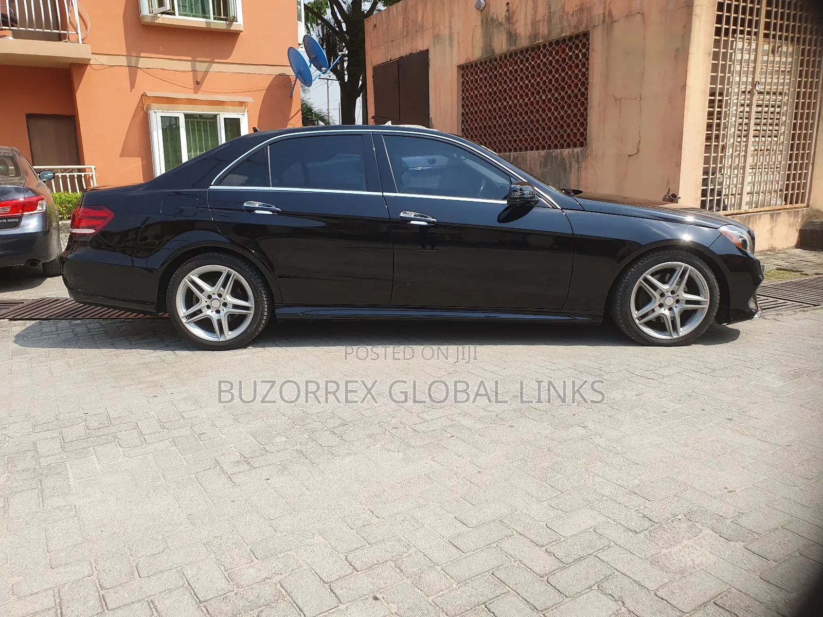 Mercedes-Benz E350 Base 4Matic Sedan AWD (3.5L 6cyl 7A) 2014 Black