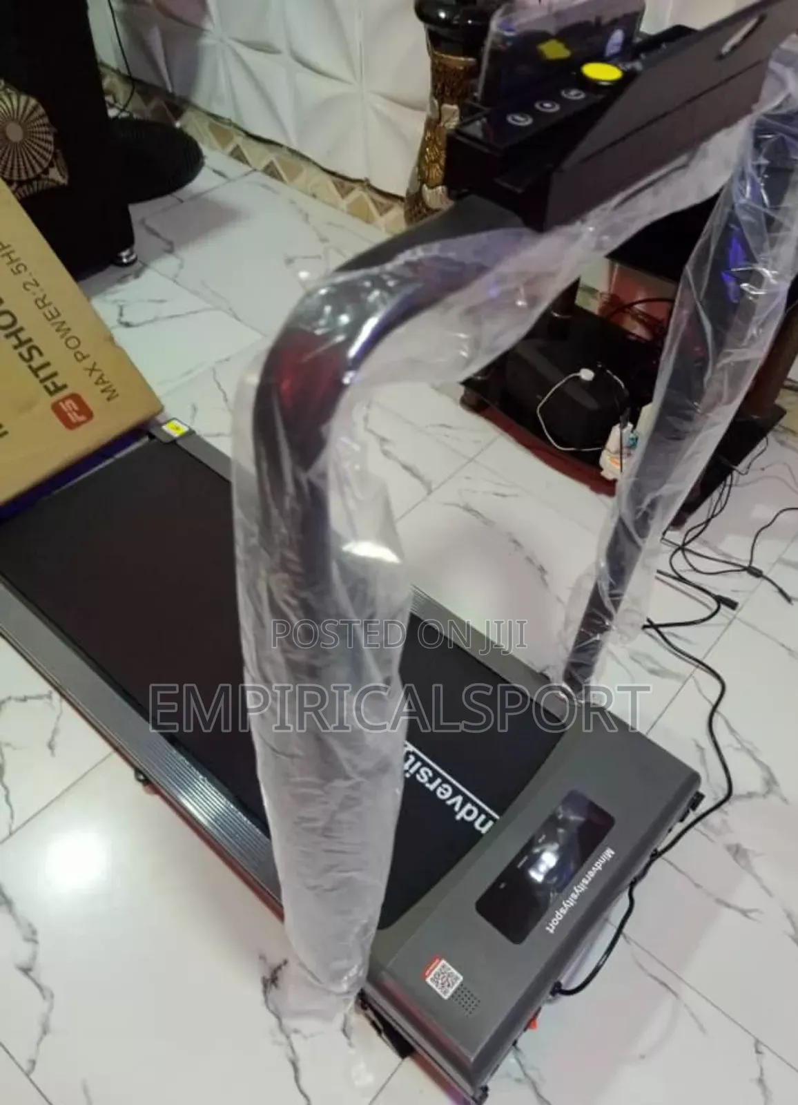 Manual Incline Bluetooth Platform Treadmill