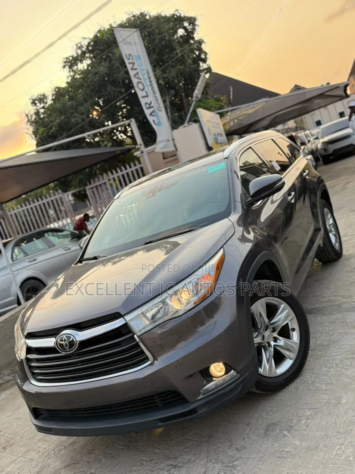 Toyota Highlander Limited V6 4x2 (3.5L 6cyl 6A) 2016 Gray