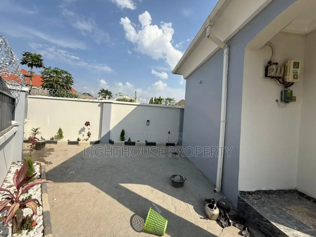 2bdrm Block of Flats in Rockface Community, Kubwa for sale