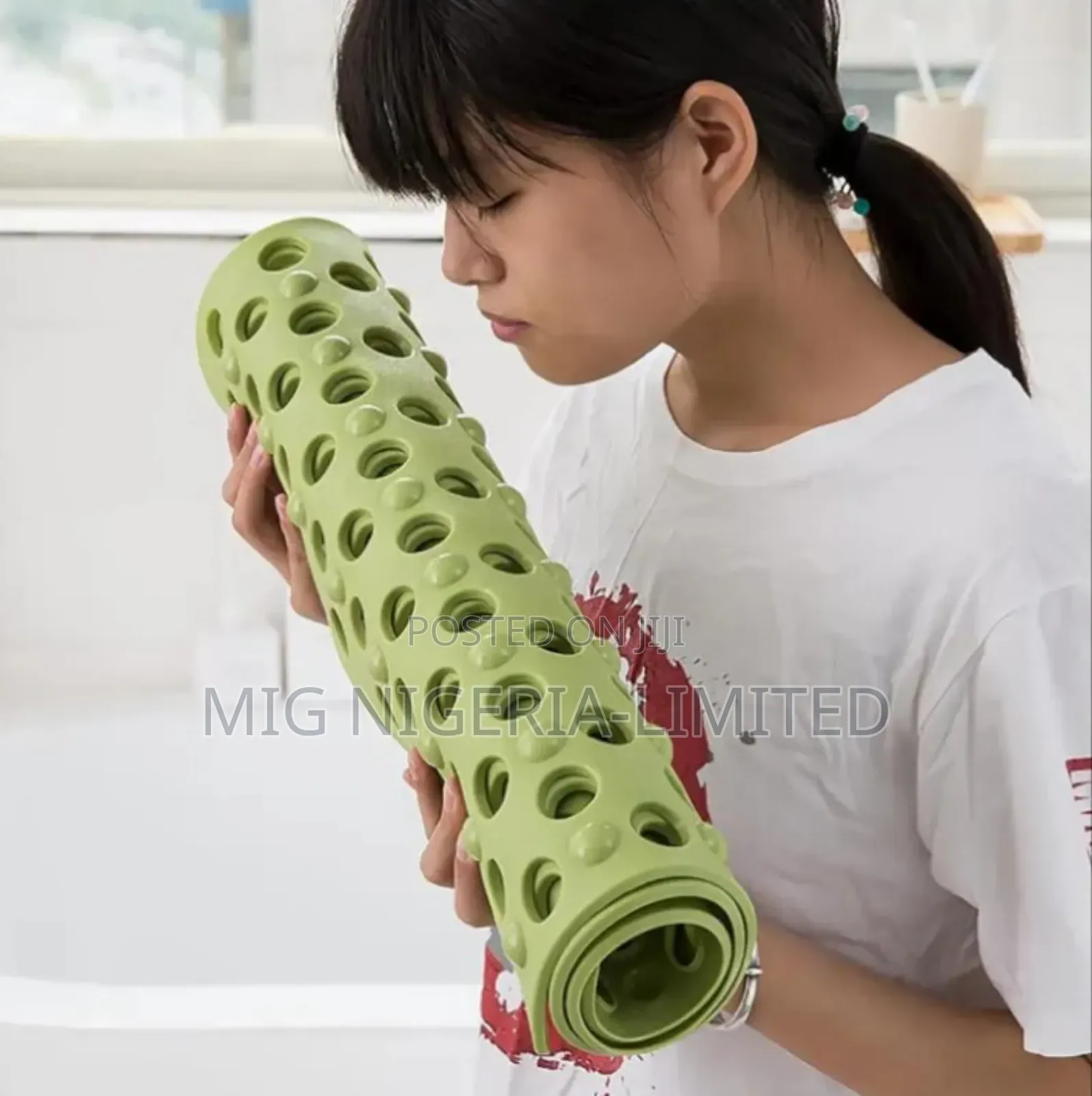 Shower Mat Rubber Anti-Slip Quadrant Bath Mat 50cmx80cm