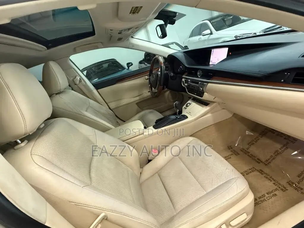 Lexus ES 300H FWD 2013