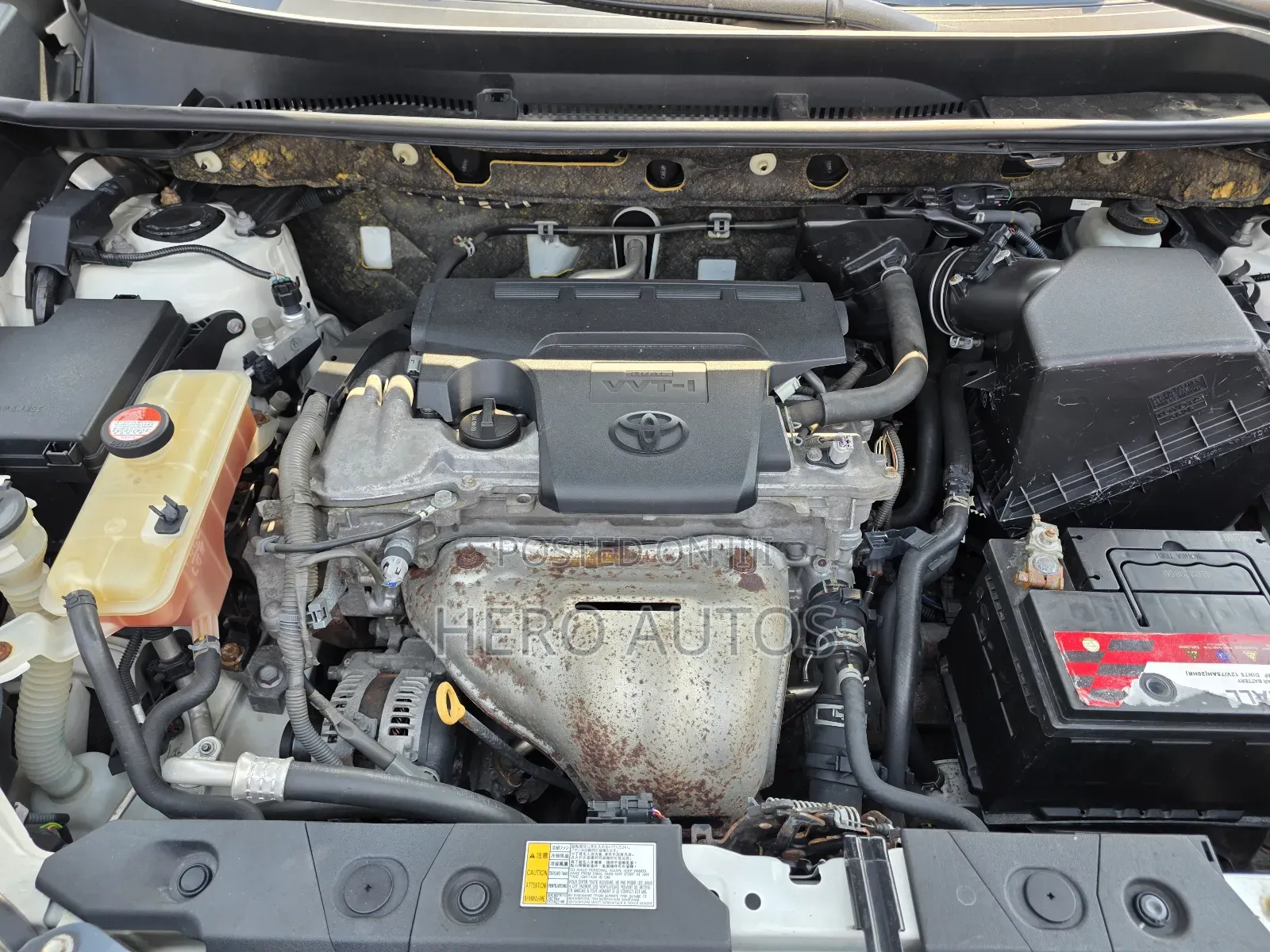 Toyota RAV4 SE AWD (2.5L 4cyl 6A) 2016 White