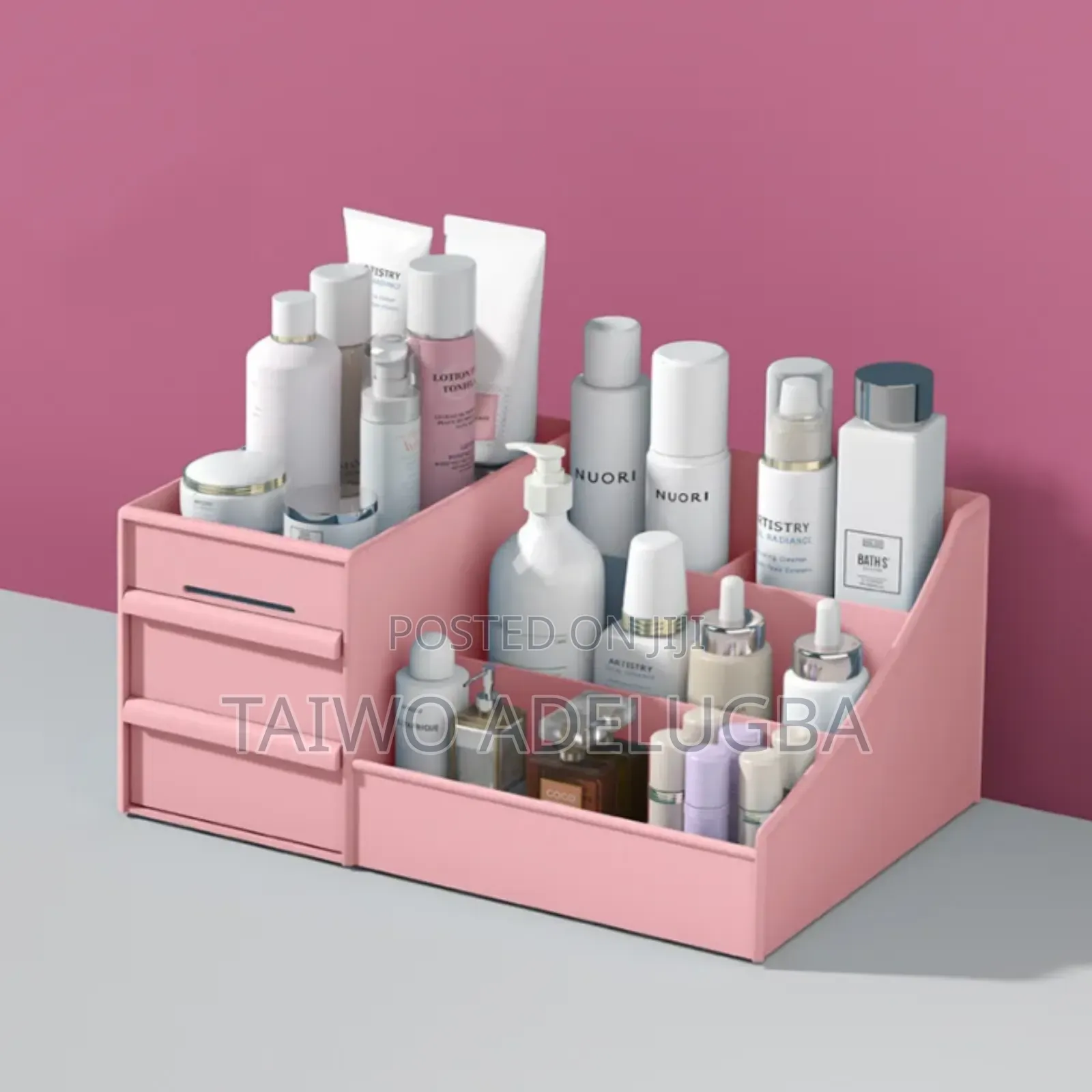 Cosmetics Organizer