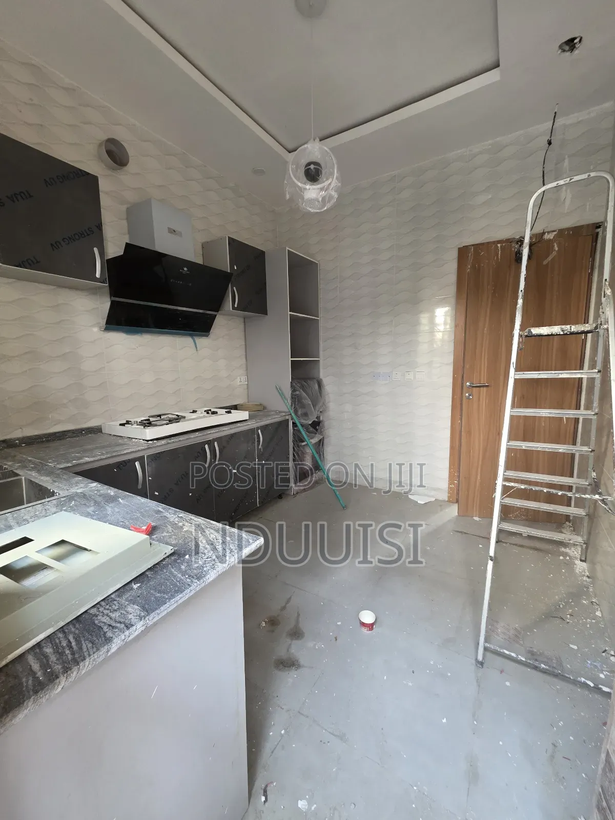 4bdrm Duplex in Ologolo for sale