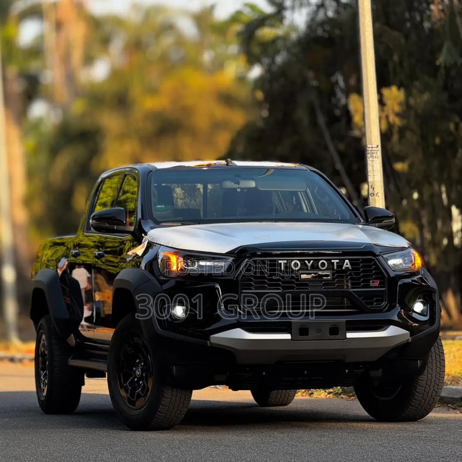 New Toyota Hilux 2025 Black