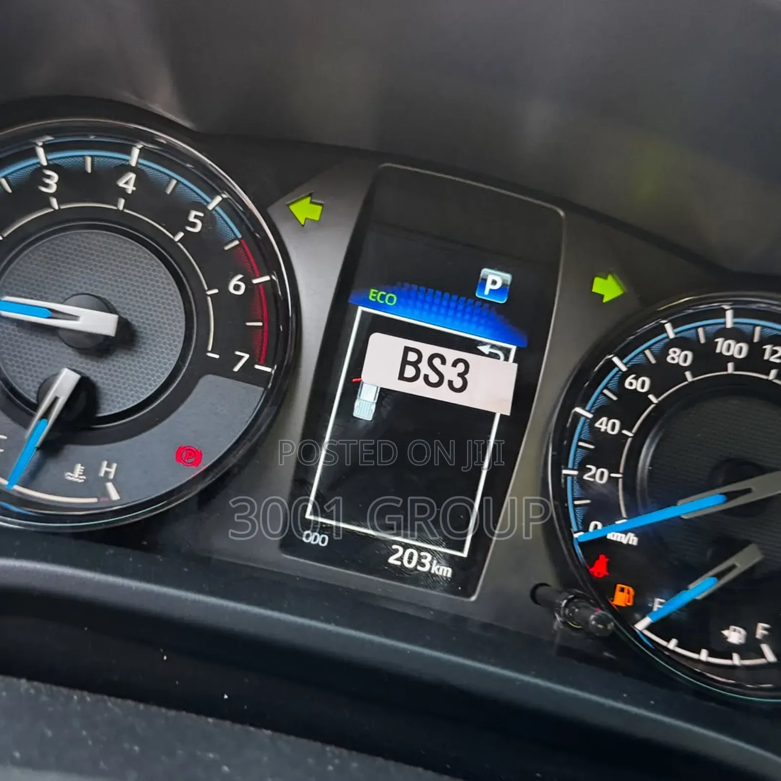 New Toyota Hilux 2025 Black