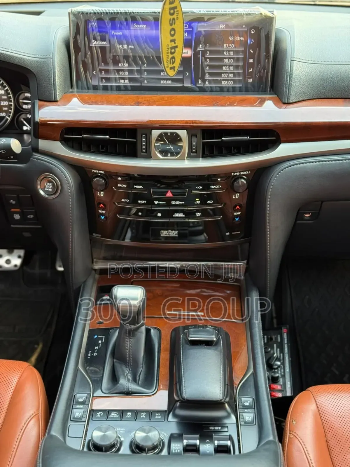 Lexus LX 570 (5 seats) AWD 2020 Black