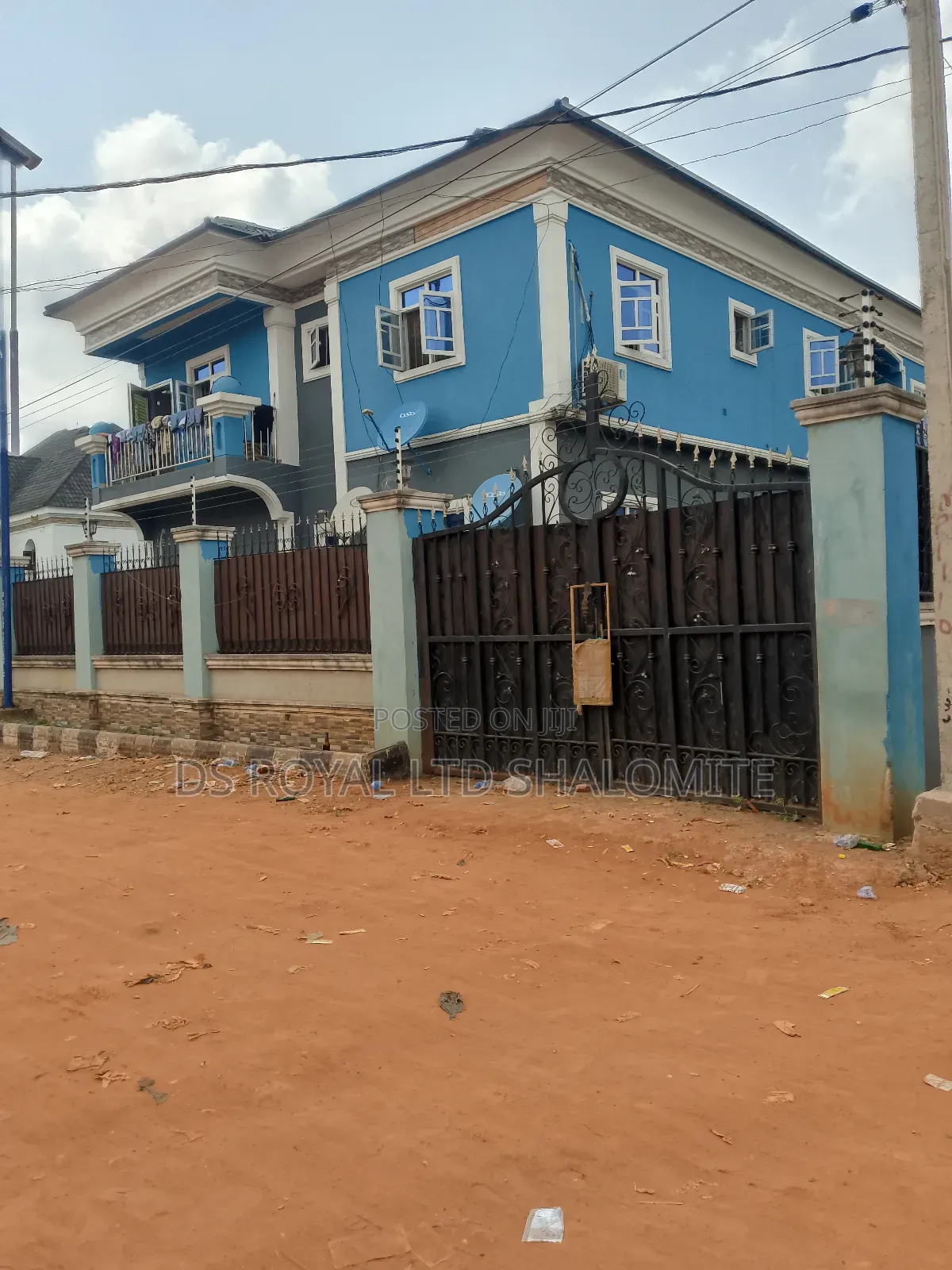 3bdrm Block of Flats in Benin City for sale