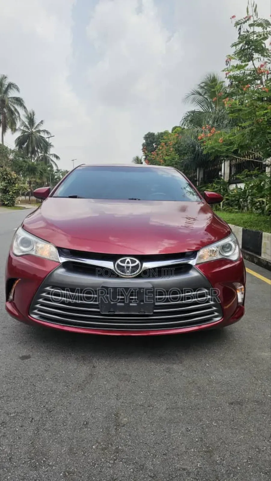 Toyota Camry LE 4dr Sedan (2.5L 4cyl 6A) 2015 Red