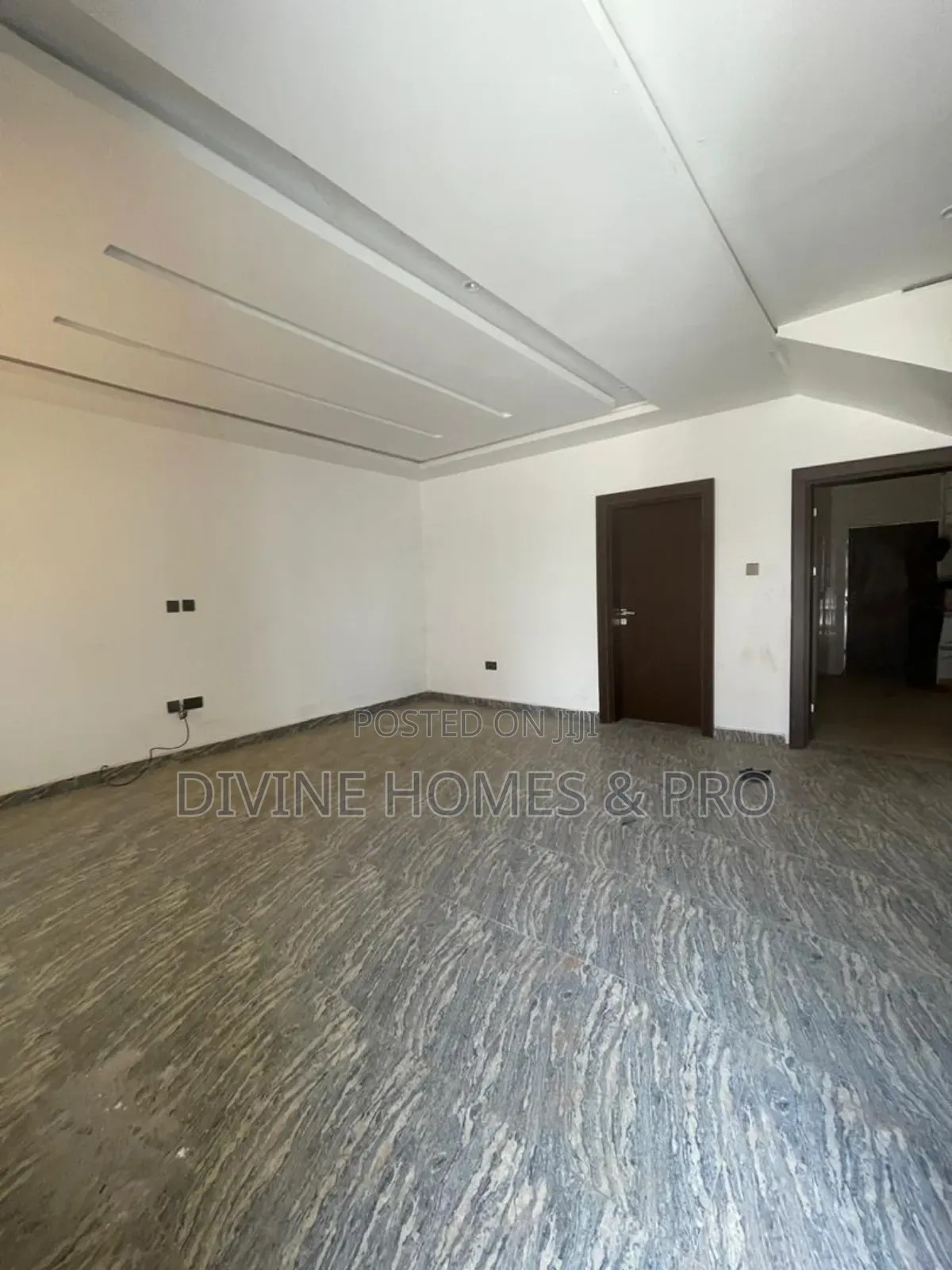 4bdrm Duplex in Life Camp for rent