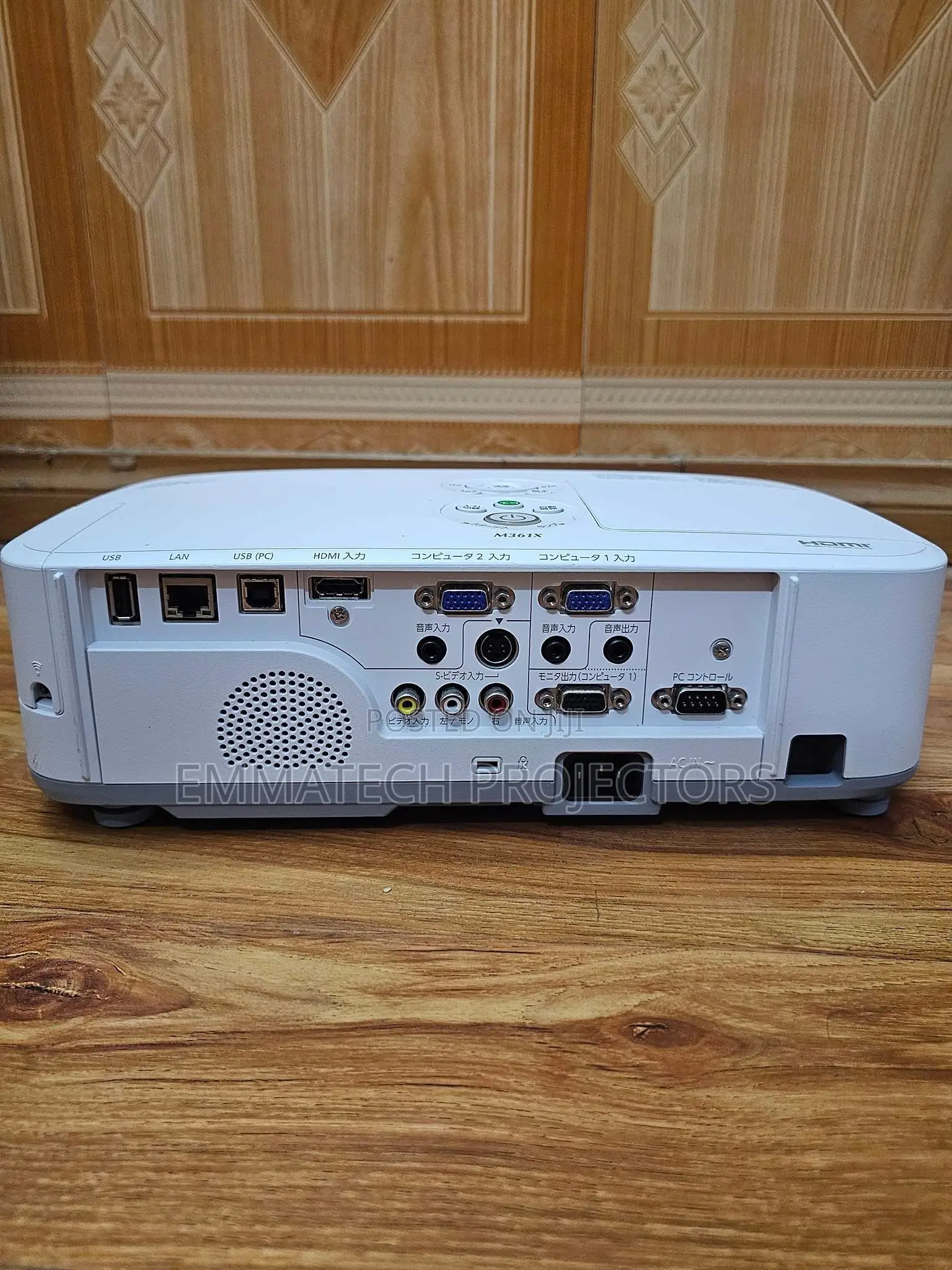 Direct Uk Used Daylight  Projector Lagos , Ibadan , Abuja , Delta