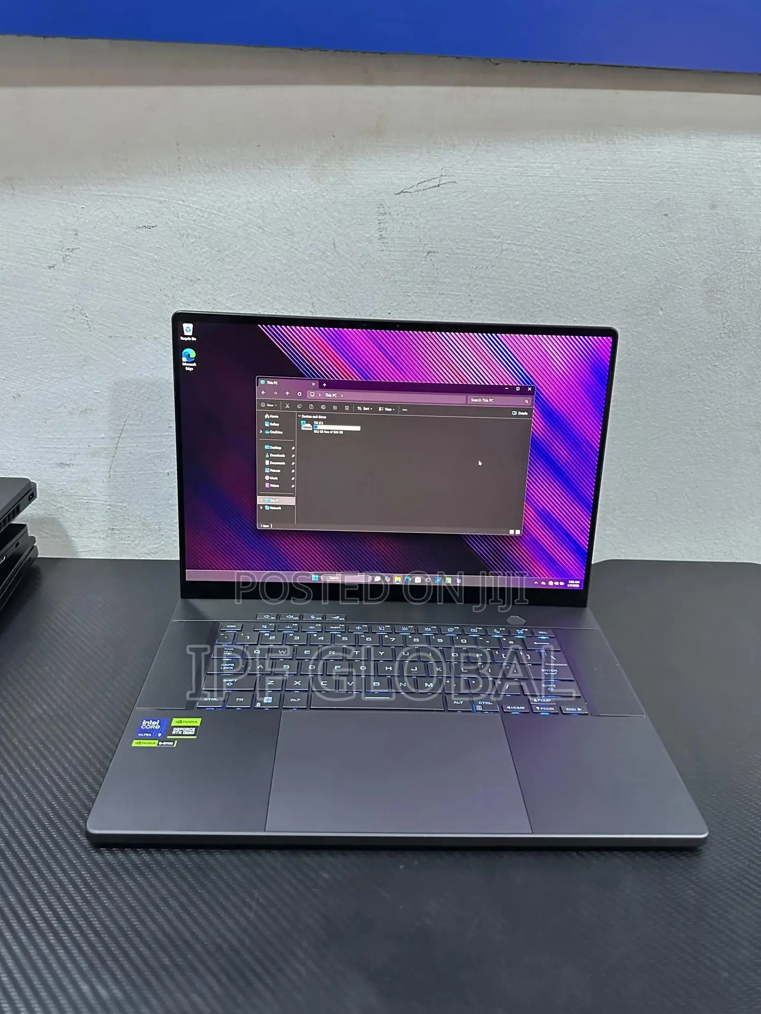 Laptop Asus ROG Zephyrus G16 16GB Intel Core Ultra 9 SSD 1T