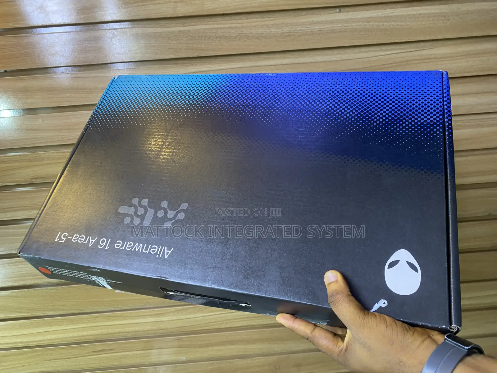 New Laptop Dell Alienware Area-51 32GB Intel Core Ultra 7 SSD 1T