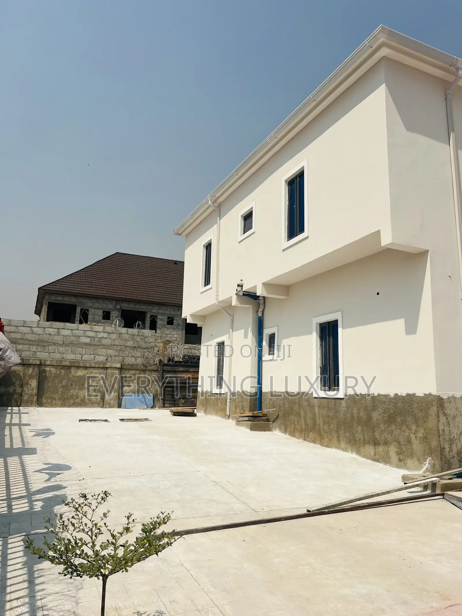 2bdrm Block of Flats in Ushafa for rent