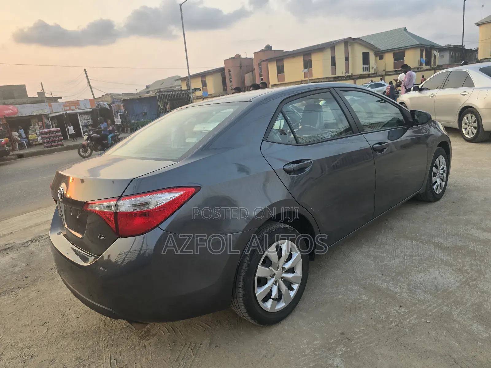 Toyota Corolla LE Eco Premium 4dr Sedan (1.8L 4cyl CVT) 2014 Gray