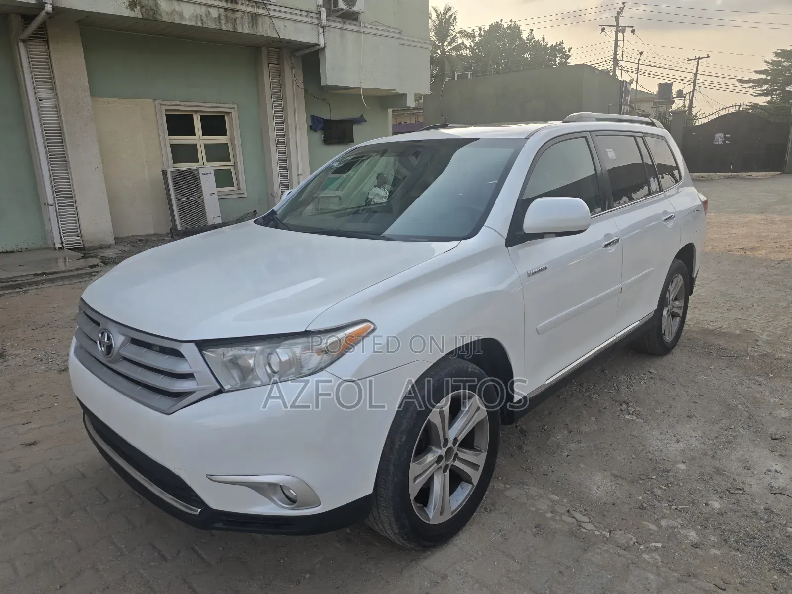 Toyota Highlander Limited 2011 White