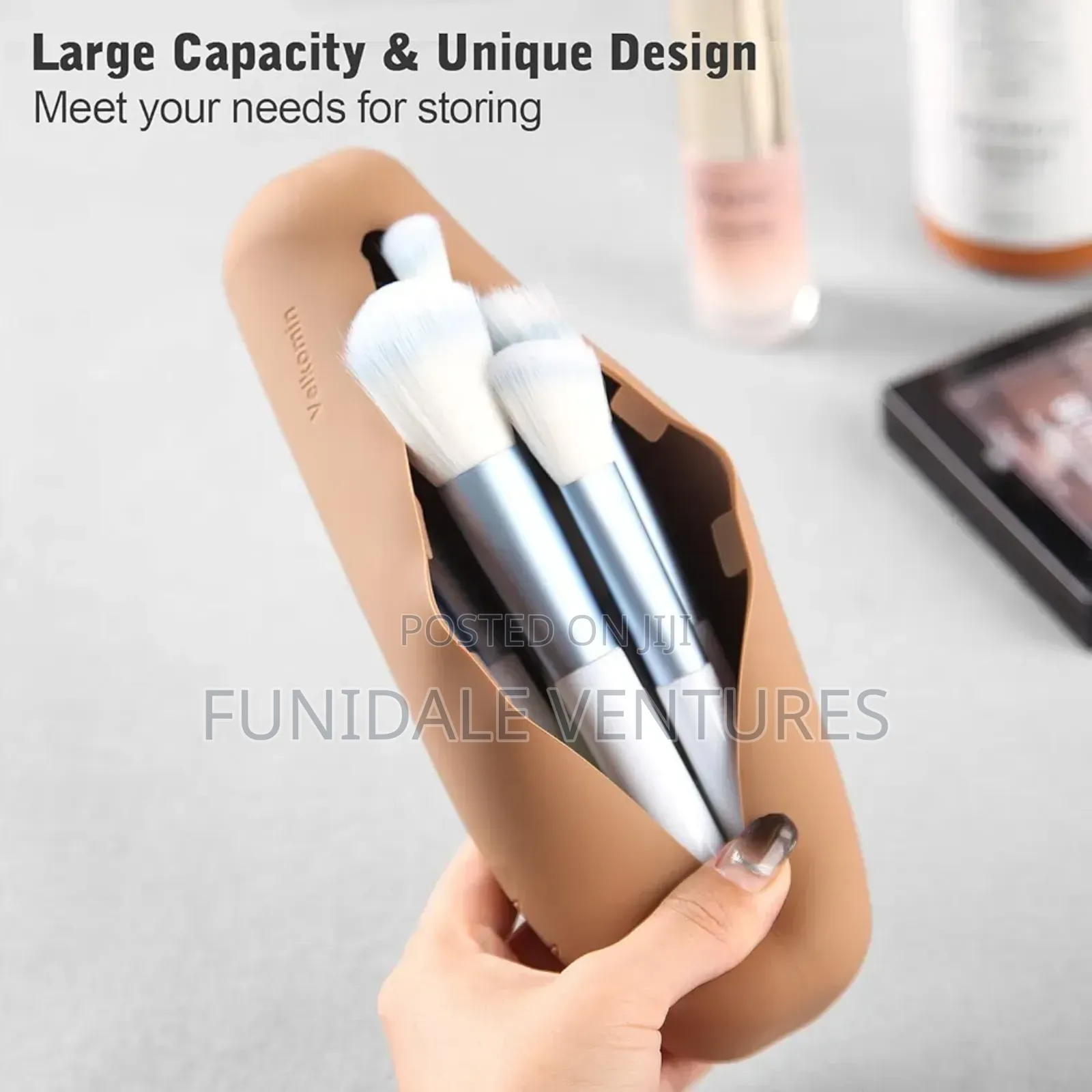 Blue Silicone Make Up Brush Holder