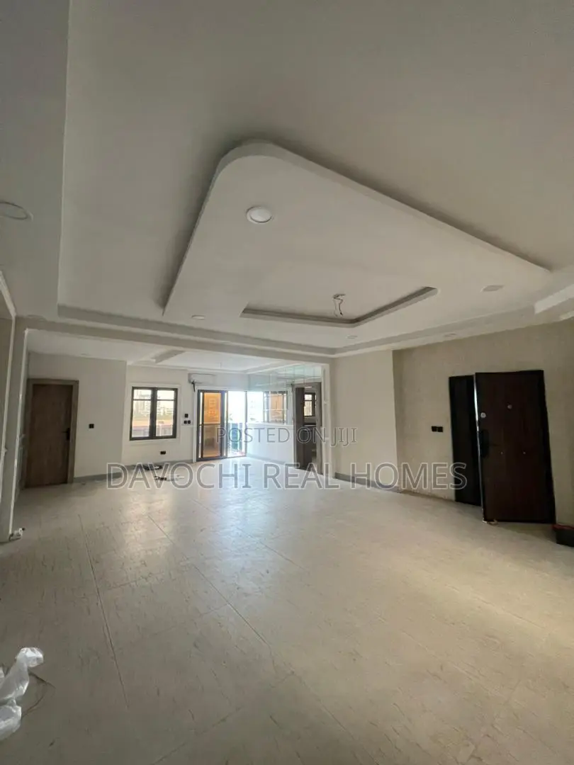 3bdrm Apartment in Vi, Lagos, Victoria Island Extension for rent