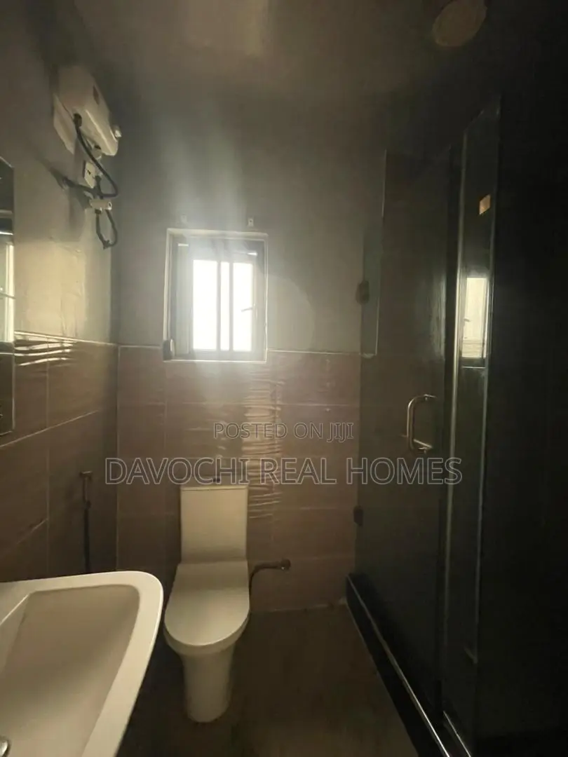 3bdrm Apartment in Vi, Lagos, Victoria Island Extension for rent