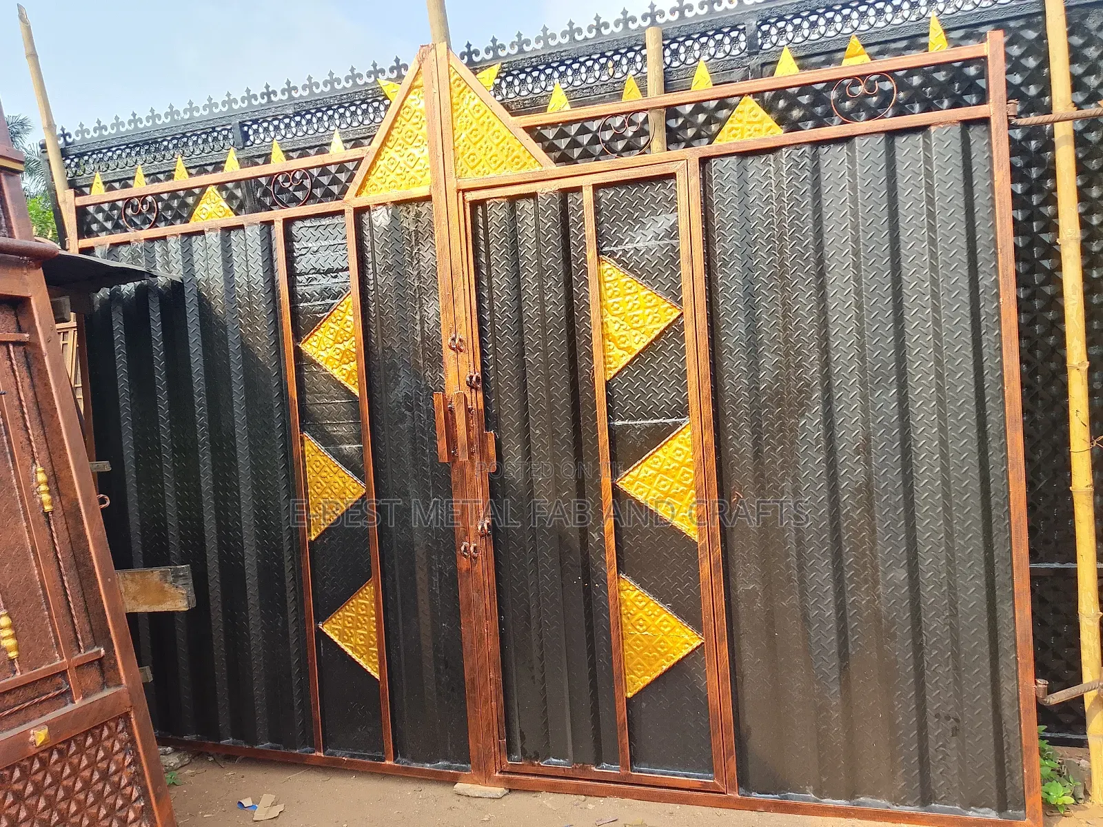 Buy and Install Readymade 12ft Medium Gate