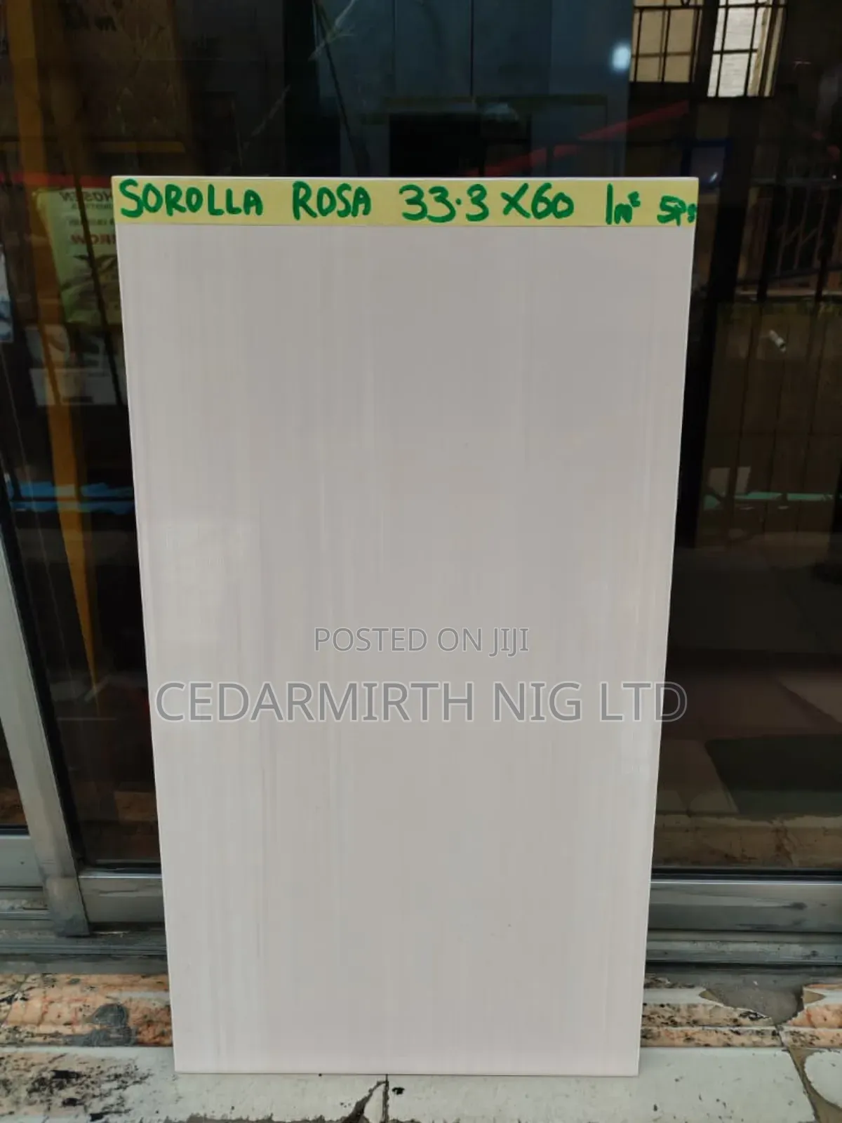Wall Tile ( 33x60 ). Cedar.