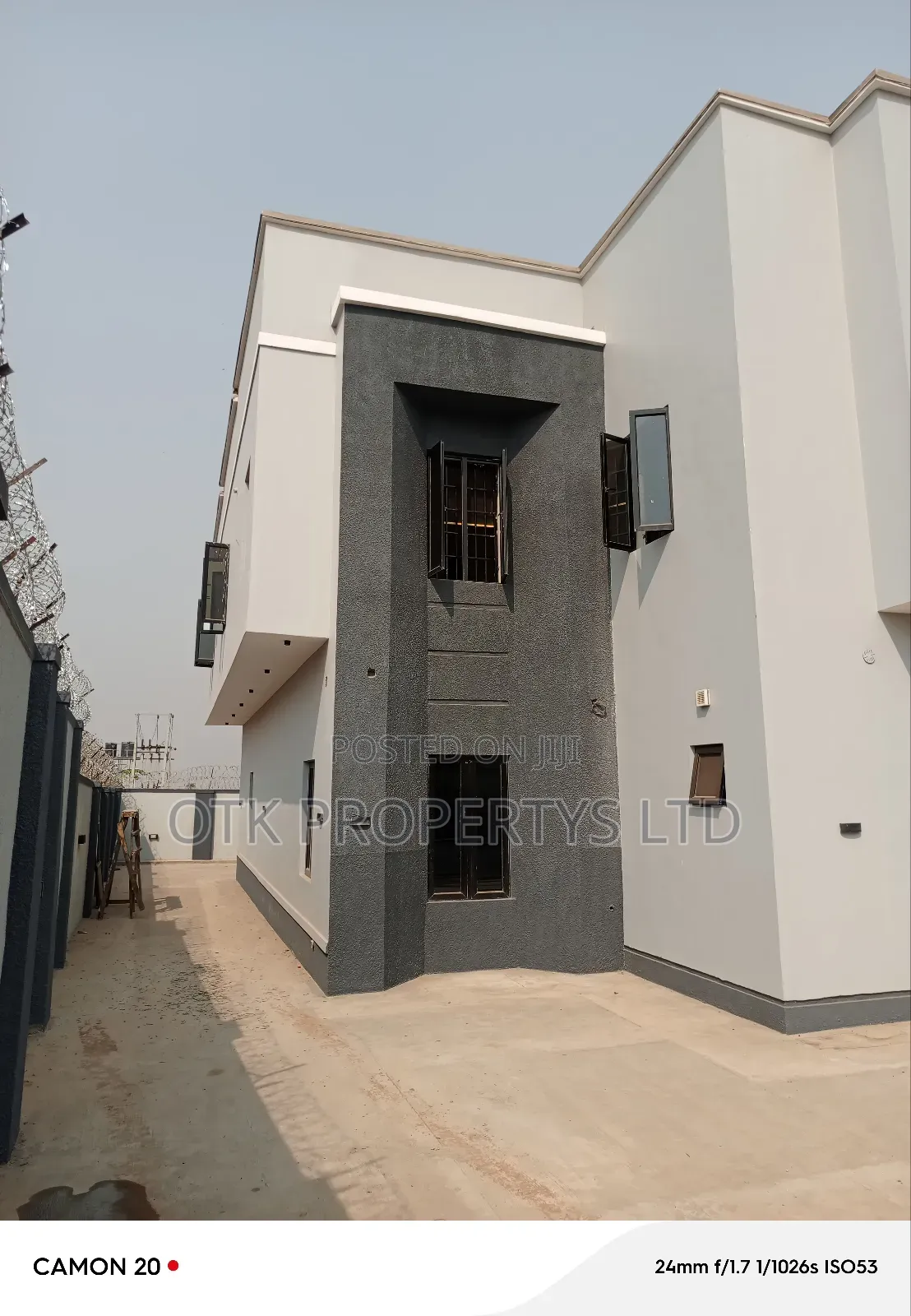 4bdrm Duplex in Life Camp for rent