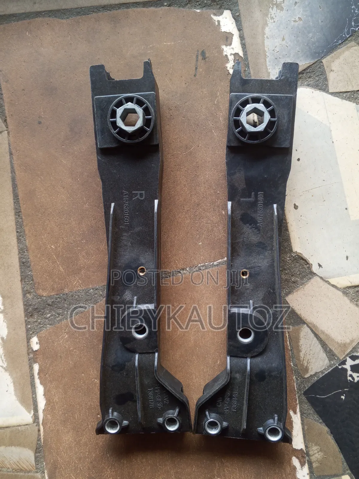 Head Light Bracket for Gle 350 (W167 )