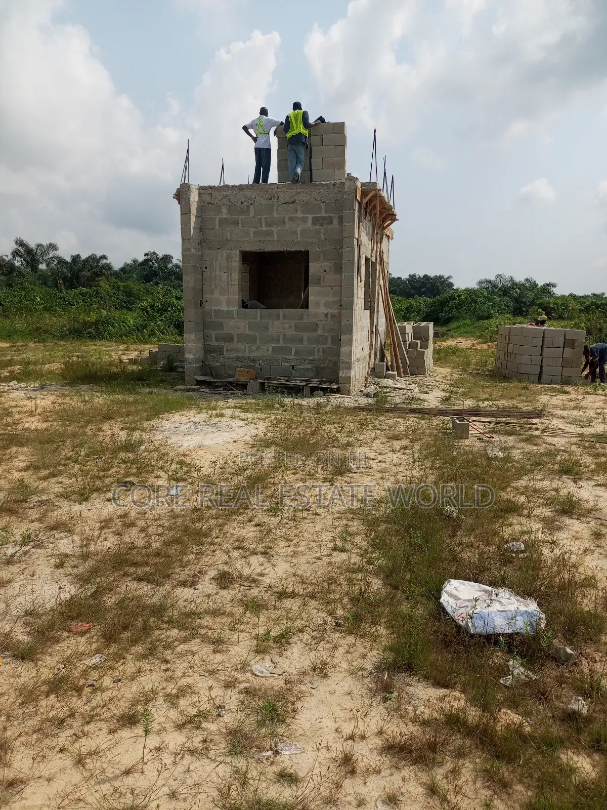 Commercial Land With C of O in Aba